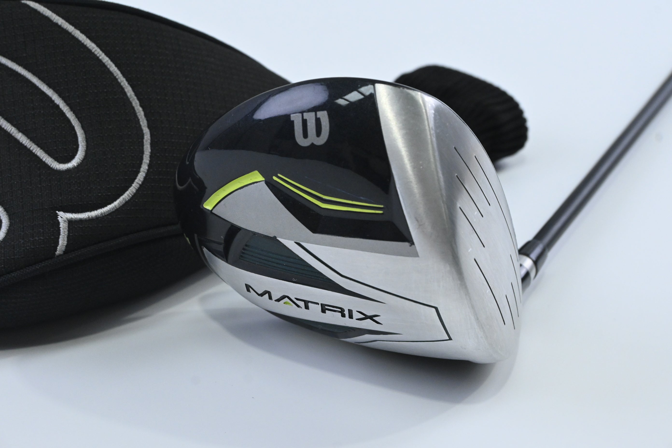 Wilson Evolve Matrix Driver / 10.5 Degree / Regular Flex Wilson Firestick Shaft