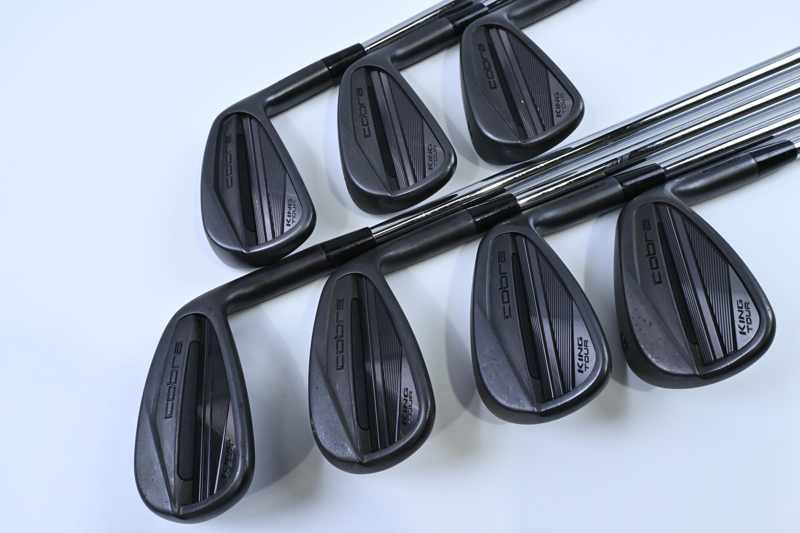 Cobra King Tour 2023 Irons / 5-PW+GW / Regular Plus Flex Project X LZ 115 Shafts