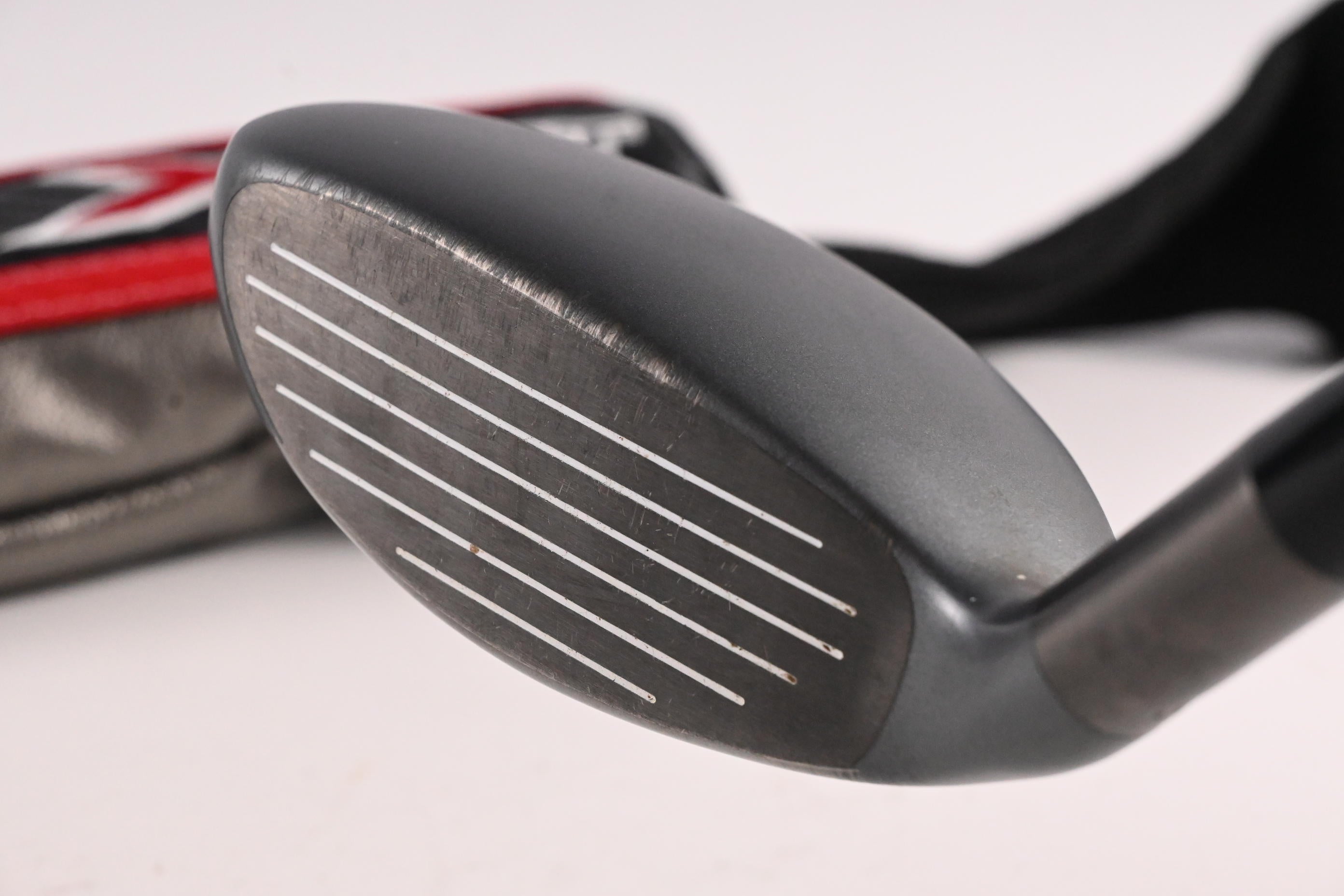 Callaway X Hot #3 Hybrid / 19 Degree / Regular Flex Project X PXV Red Shaft