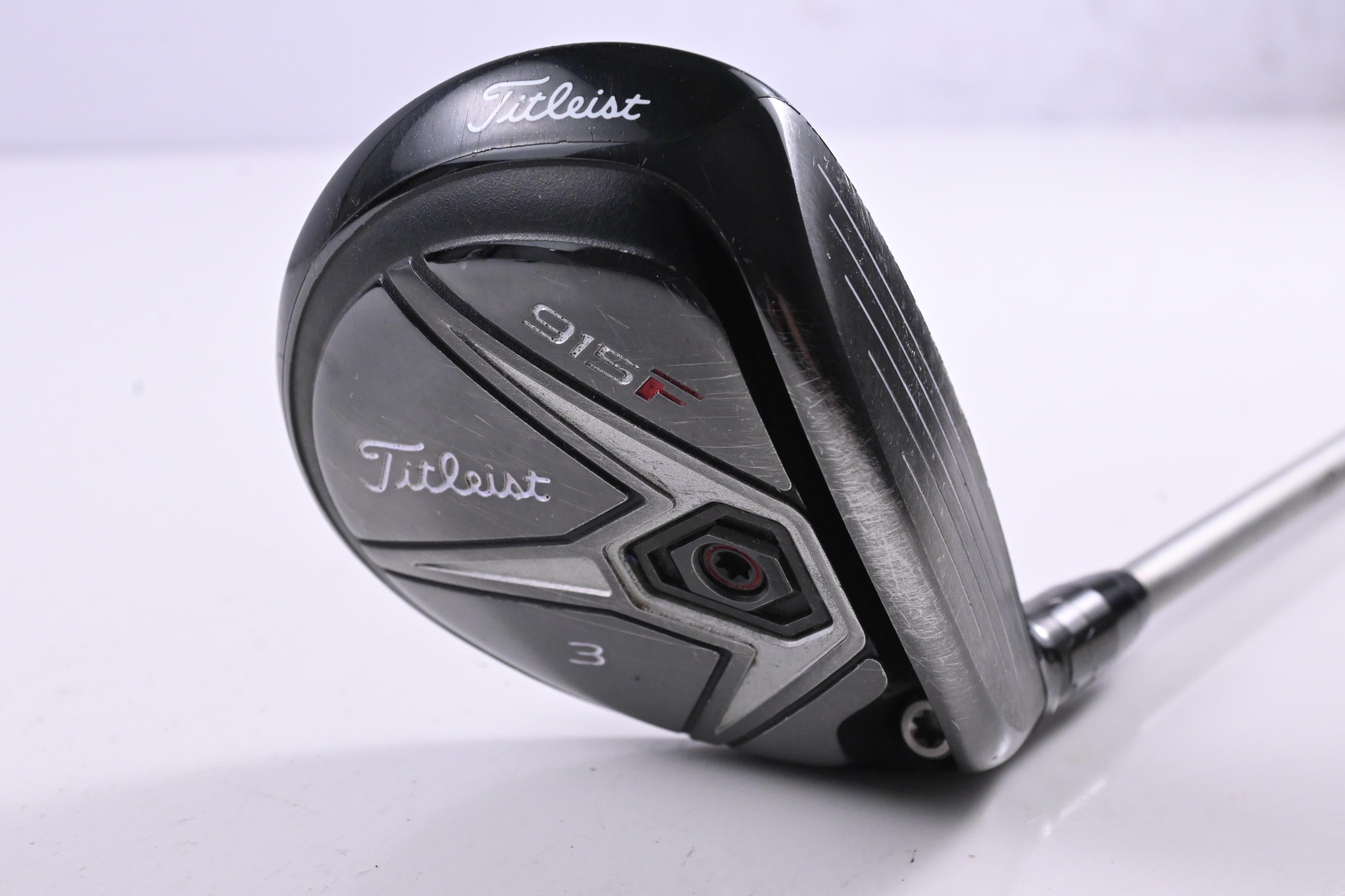 Titleist 915 F #3 Wood / 16.5 Degree / Regular Flex Diamana Red M+ 60 Shaft