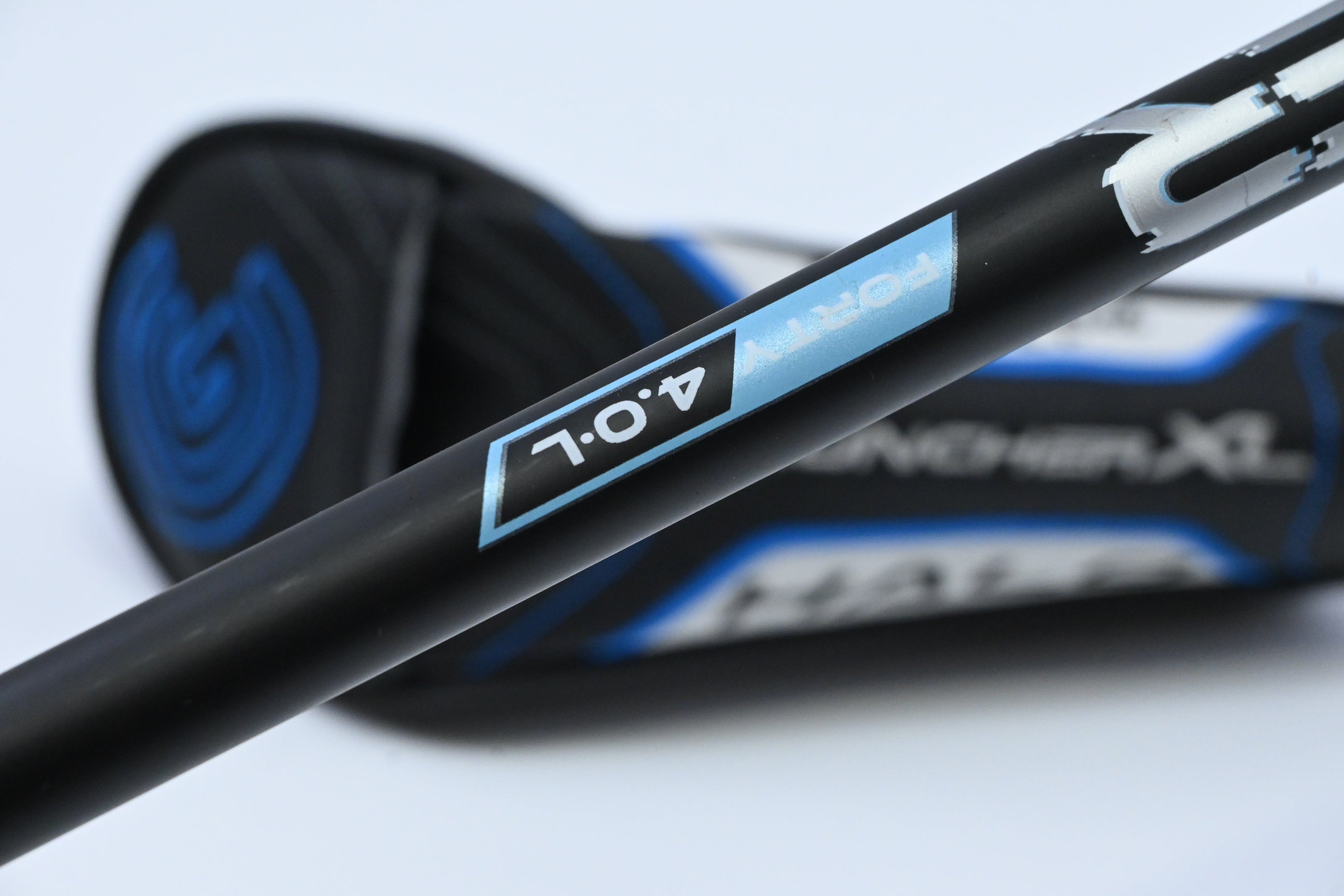 Ladies Cleveland Launcher XL Halo #5 Hybrid / 24 Degree / Ladies Flex Cypher 40