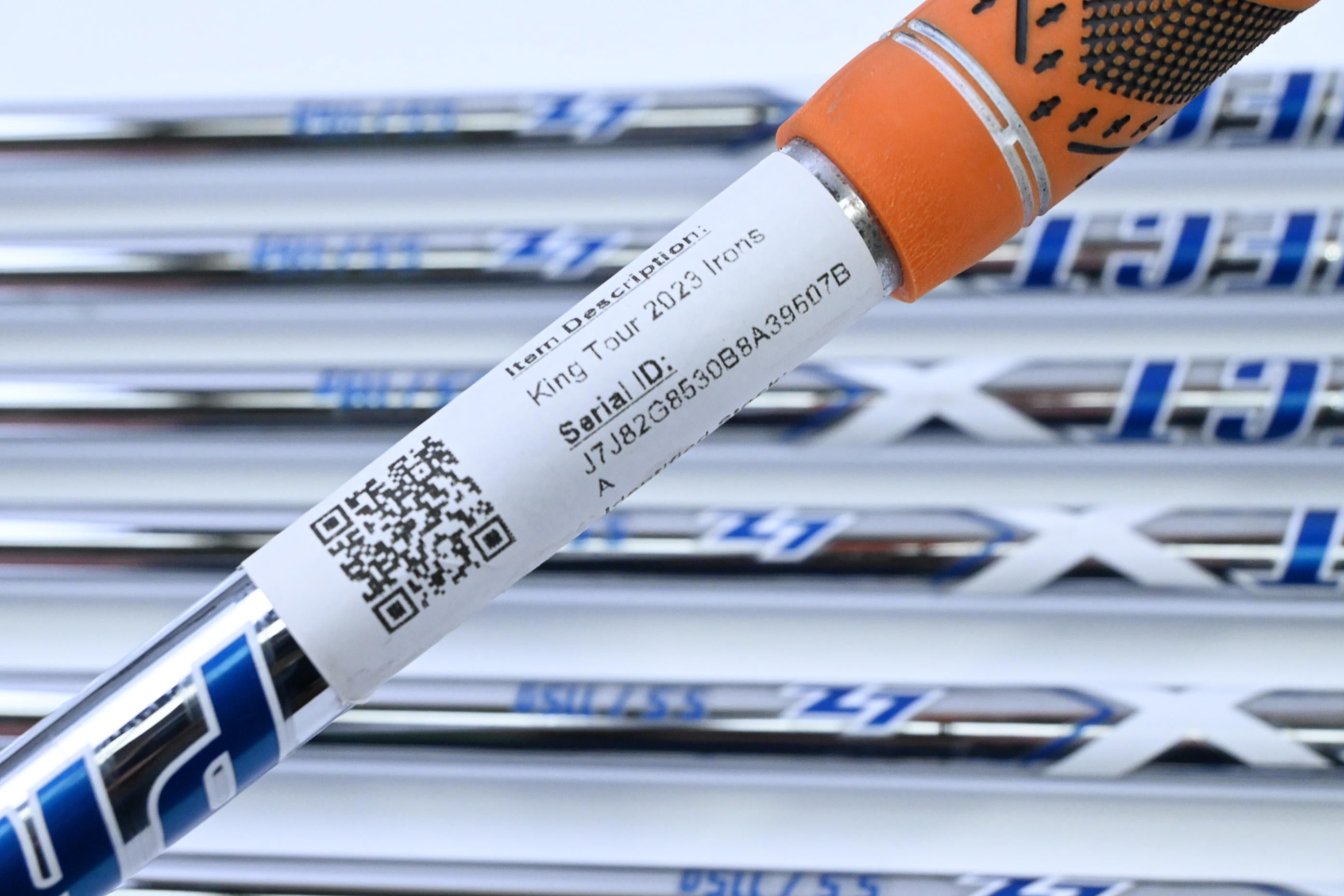 Cobra King Tour 2023 Irons / 5-PW+GW / Regular Plus Flex Project X LZ 115 Shafts