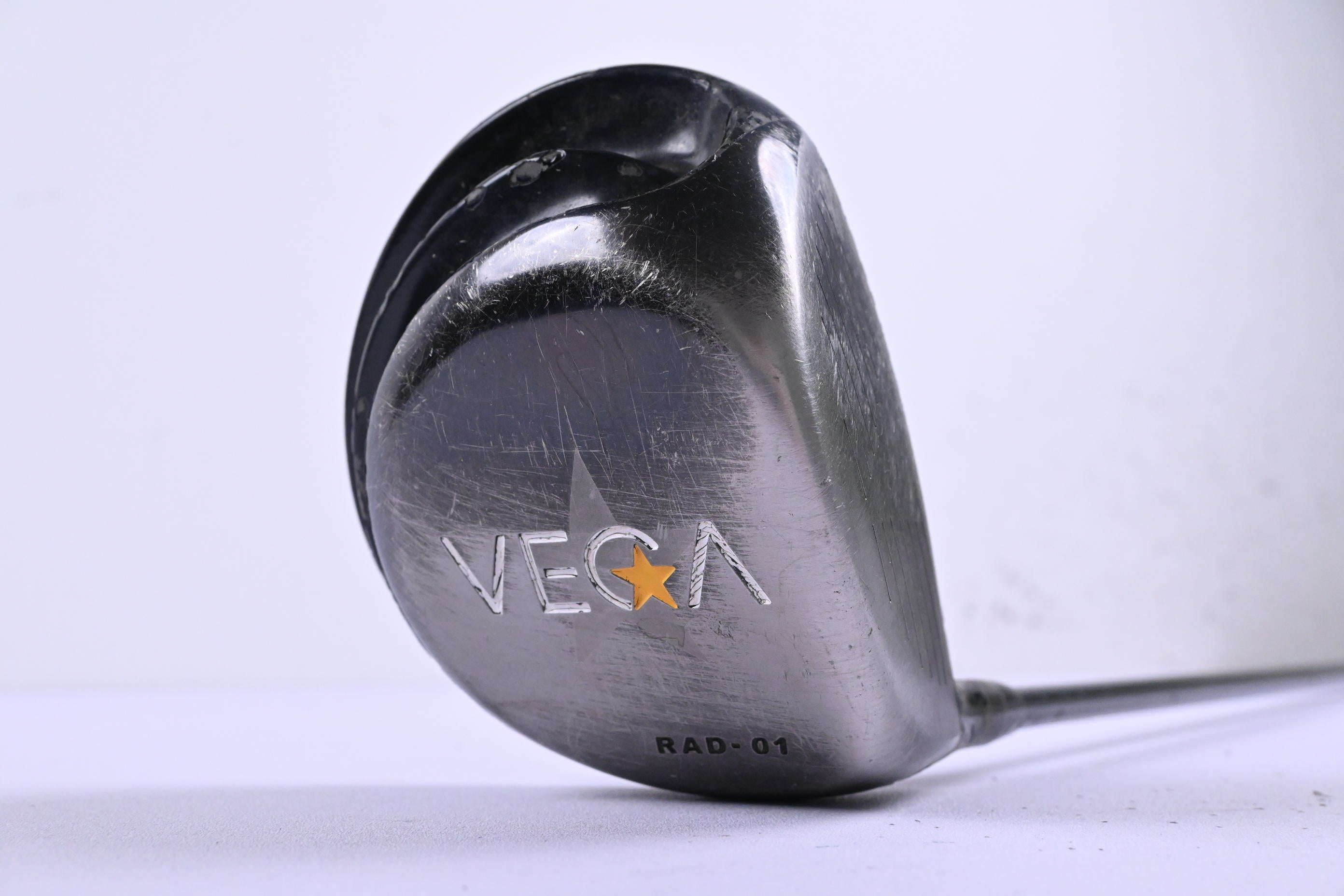 Vega RAD-01 Driver / 9 Degree / Regular Flex Matrix Studio 64 Shaft