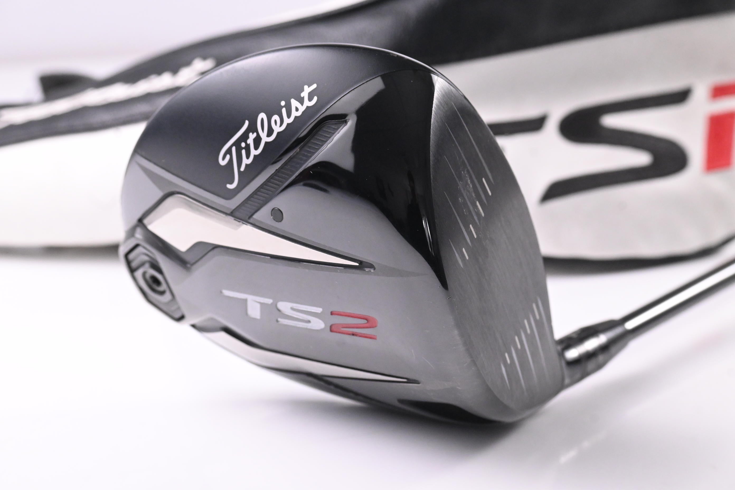 Titleist TSi2 Driver / 9.5 Degree / Regular Flex Tensei AV Raw Blue SFW 55 Shaft