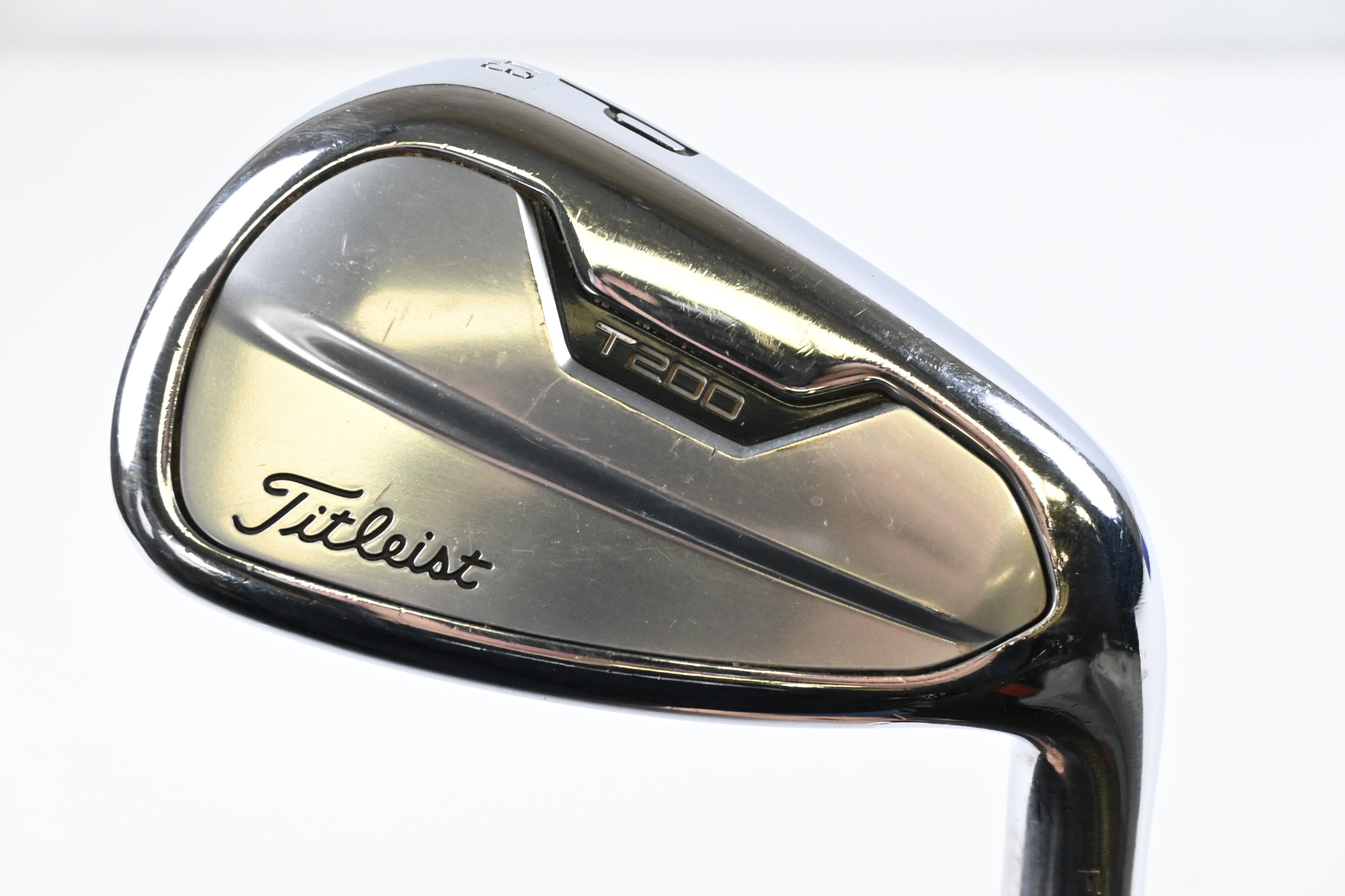 Titleist T200 2021 Pitching Wedge / 43 Degree / Regular Flex AMT Red R300 Shaft