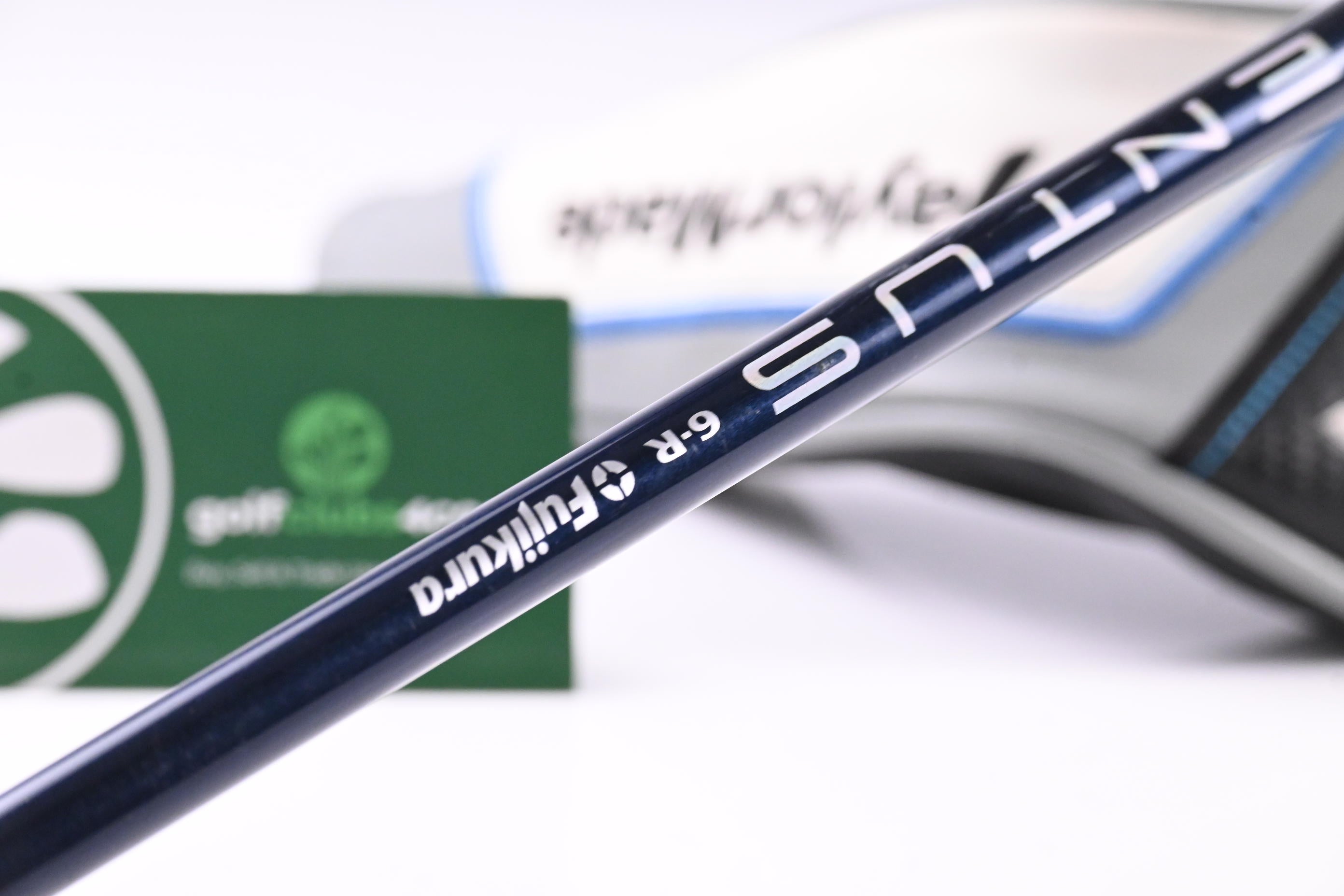 Left Hand Taylormade SIM2 Max #4 Hybrid / 22 Degree / Regular Flex Ventus Blue