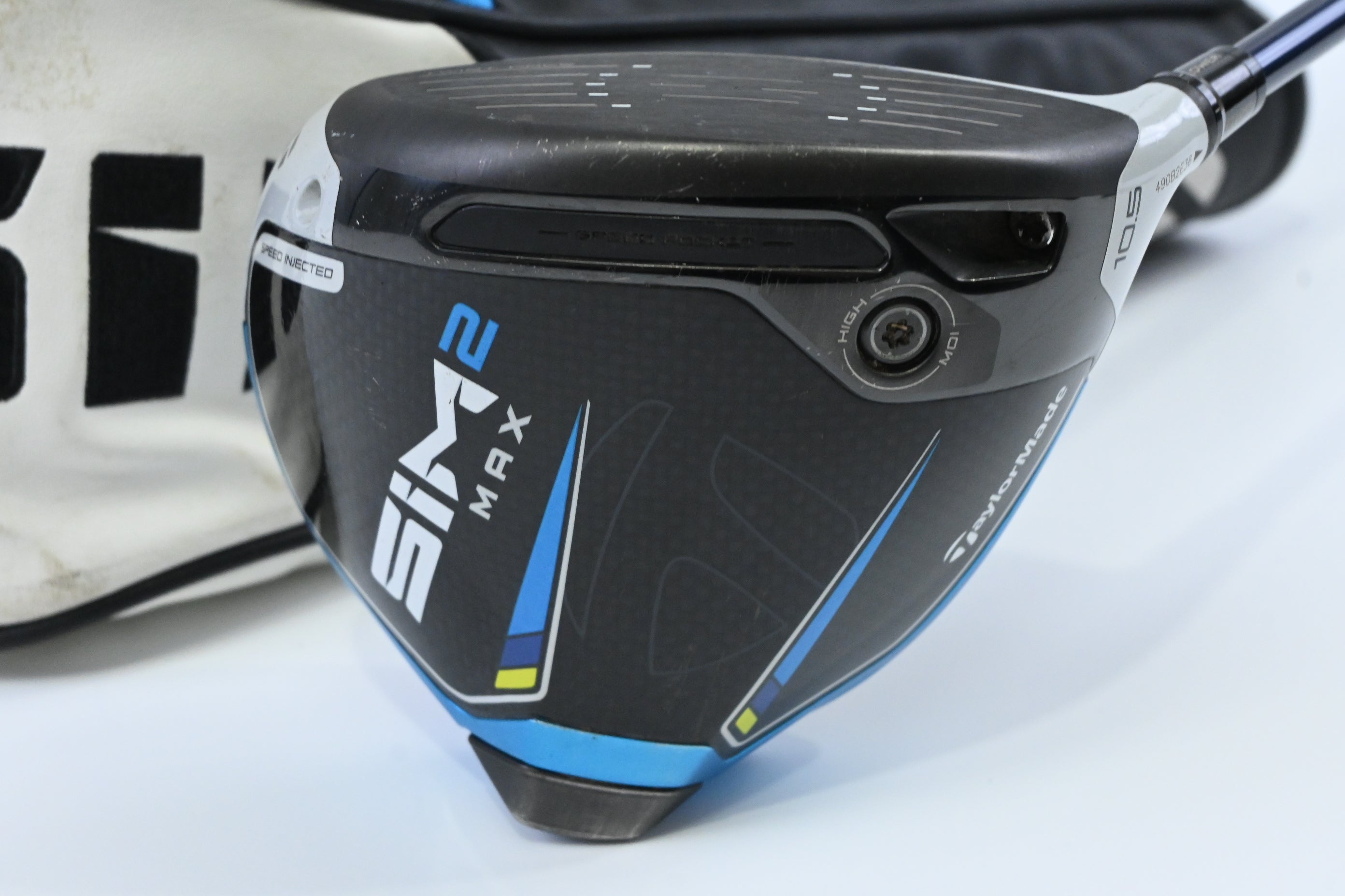 Taylormade SIM2 Max Driver / 10.5 Degree / Stiff Flex Fujikura Ventus Blue 5