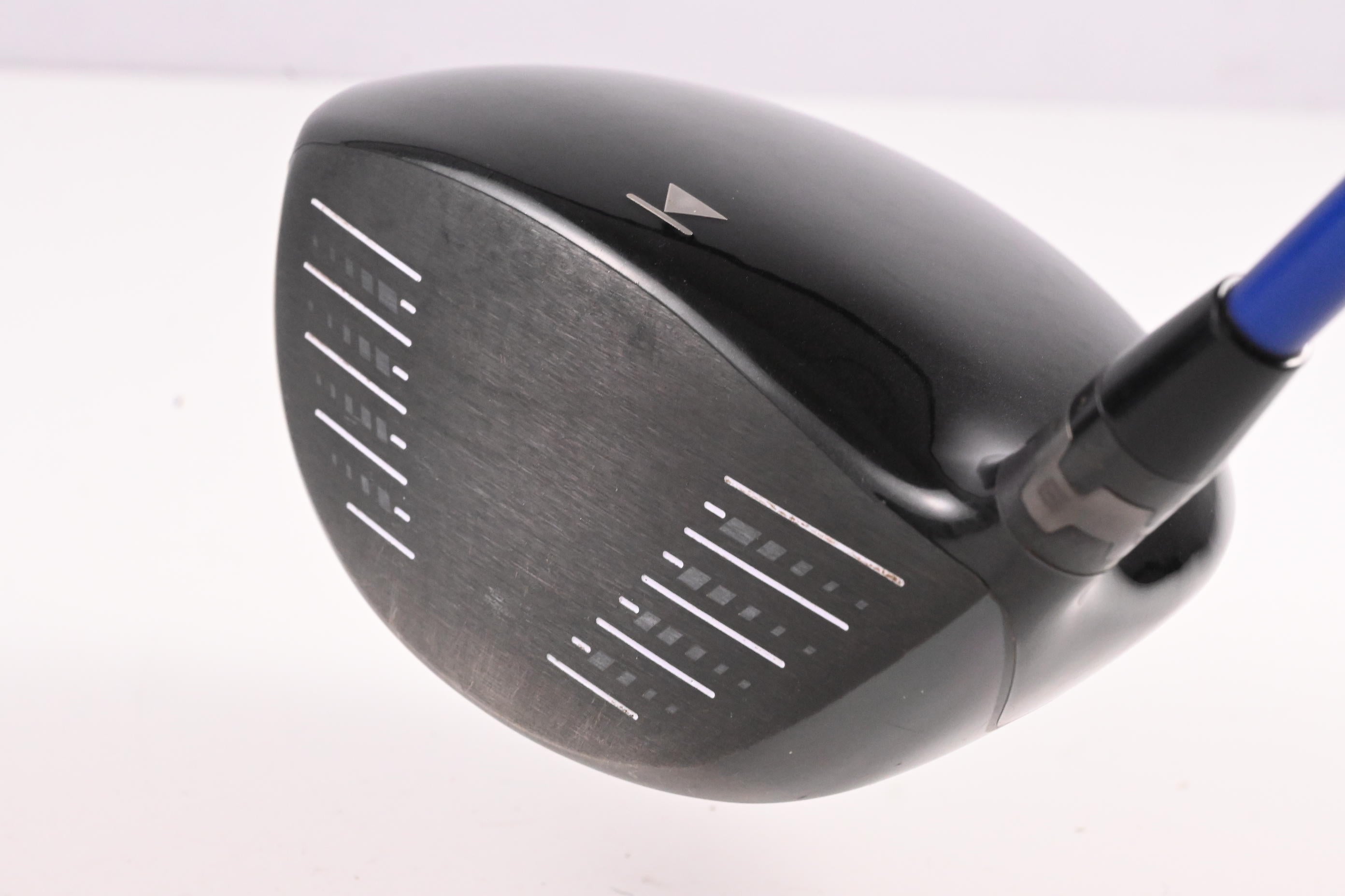 Titleist 913 D2 Driver / 10.5 Degree / Stiff Flex Diamana Blue S+ 62 Shaft