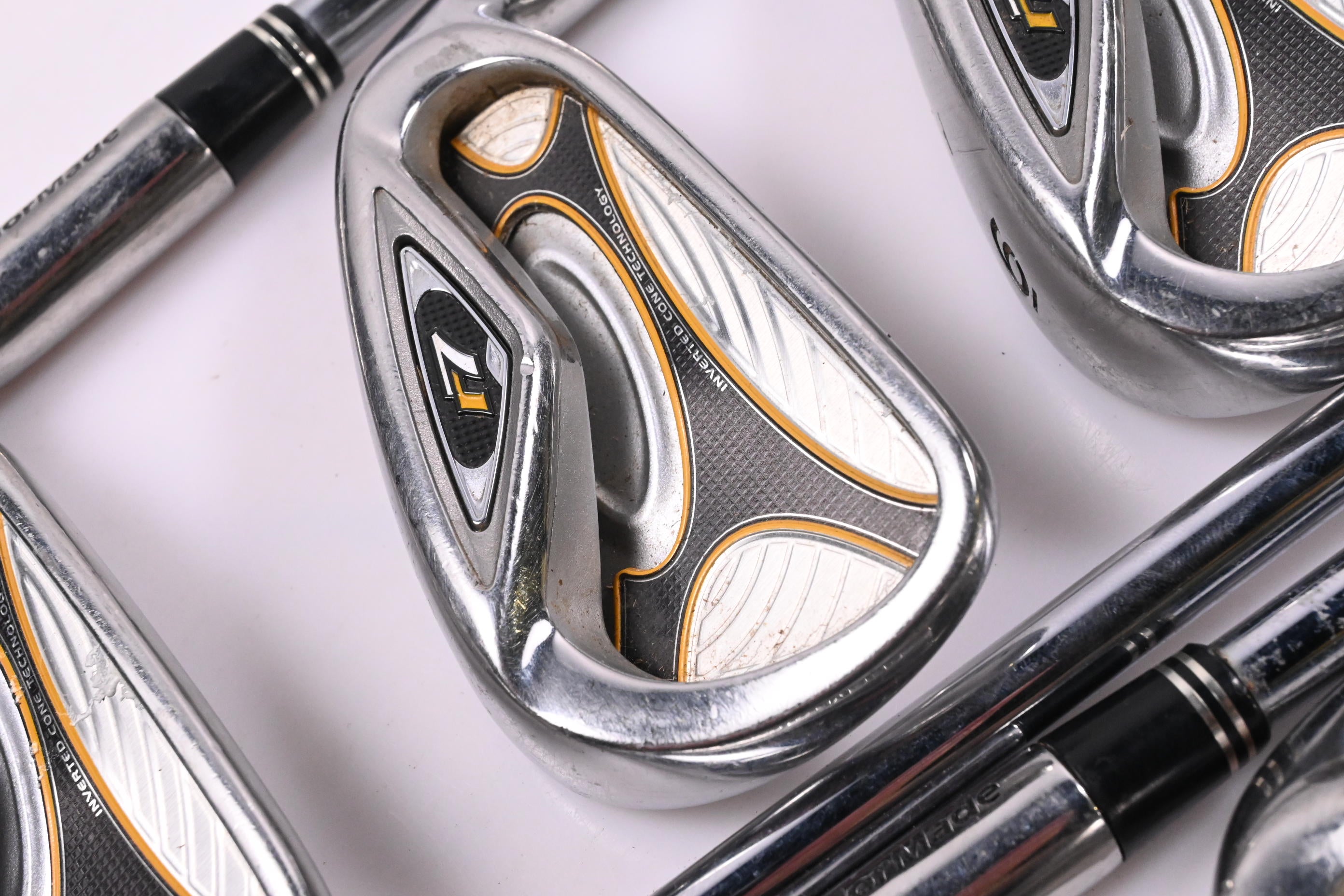 Taylormade R7 Irons / 4-PW / Regular Flex Taylormade T-Step 90 Steel Shafts