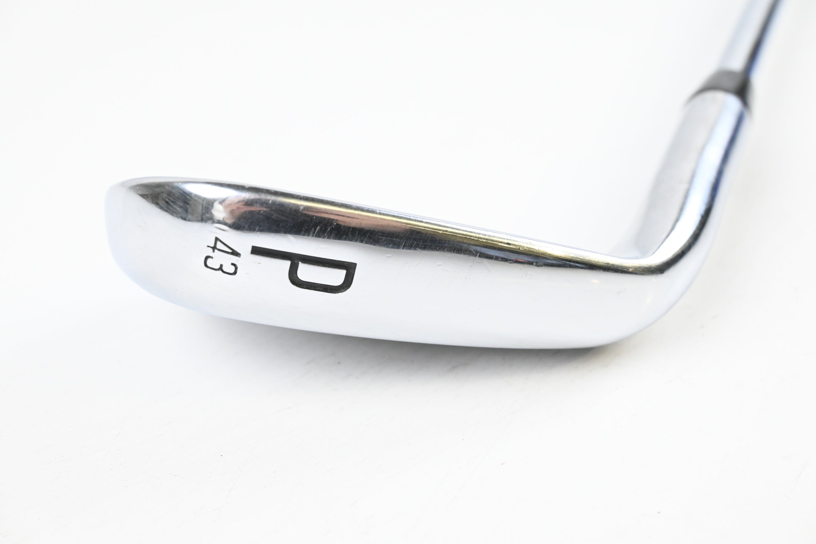 Titleist T200 2021 Pitching Wedge / 43 Degree / Regular Flex AMT Red R300 Shaft