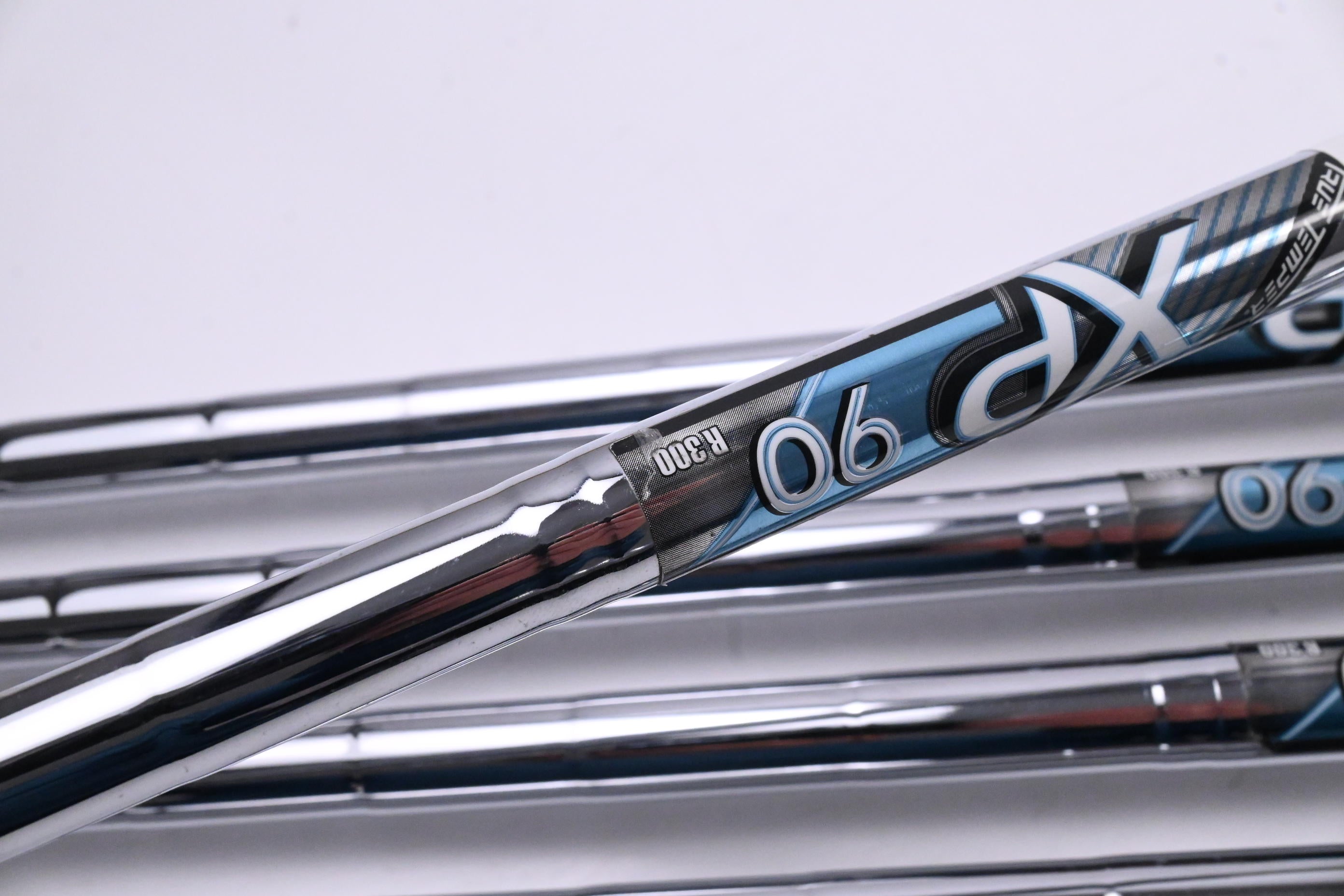 Titleist 716 MB Irons / 5-9i / Regular Flex XP 90 R300 Shafts