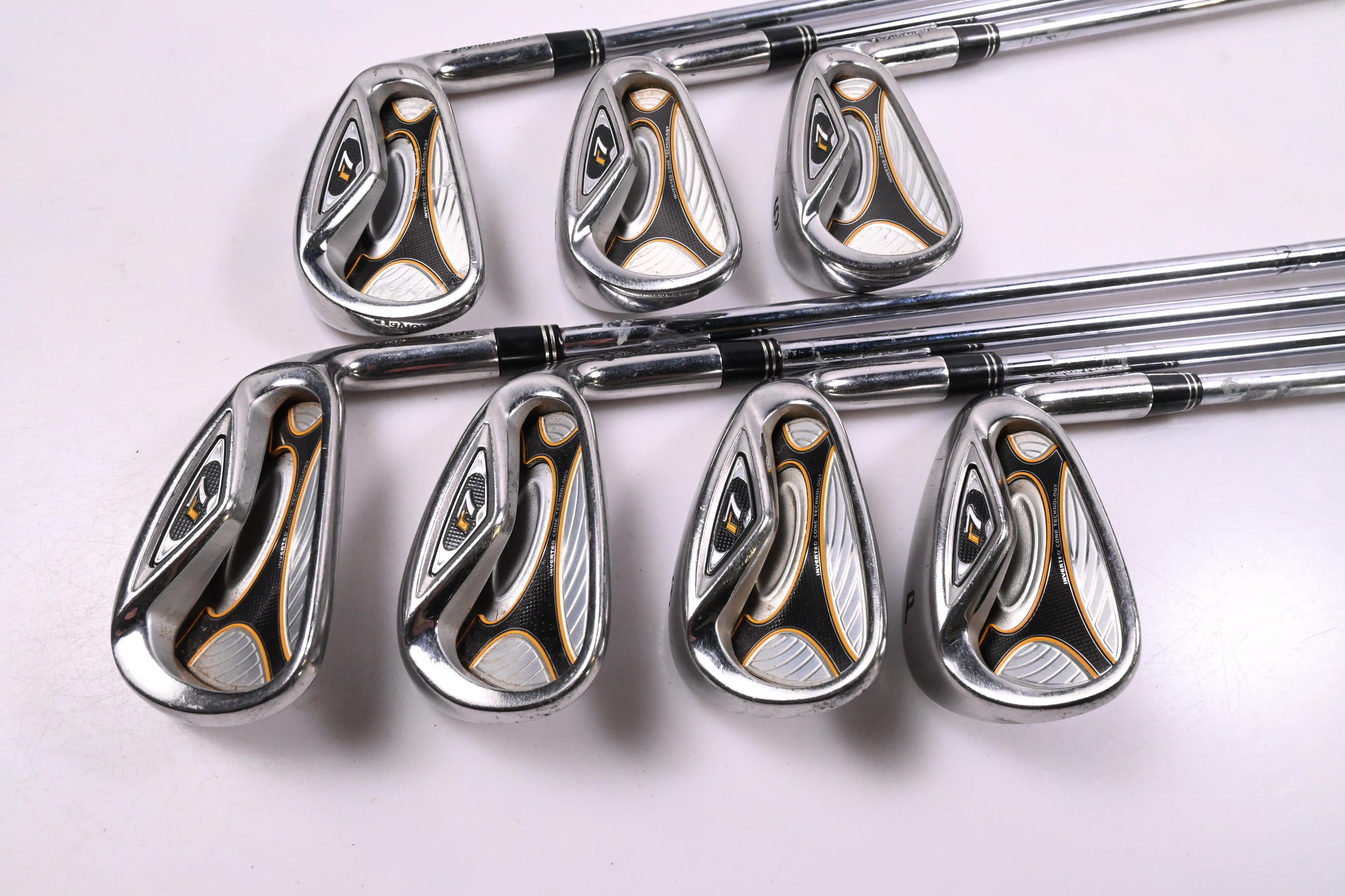 Taylormade R7 Irons / 4-PW / Regular Flex Taylormade T-Step 90 Steel Shafts