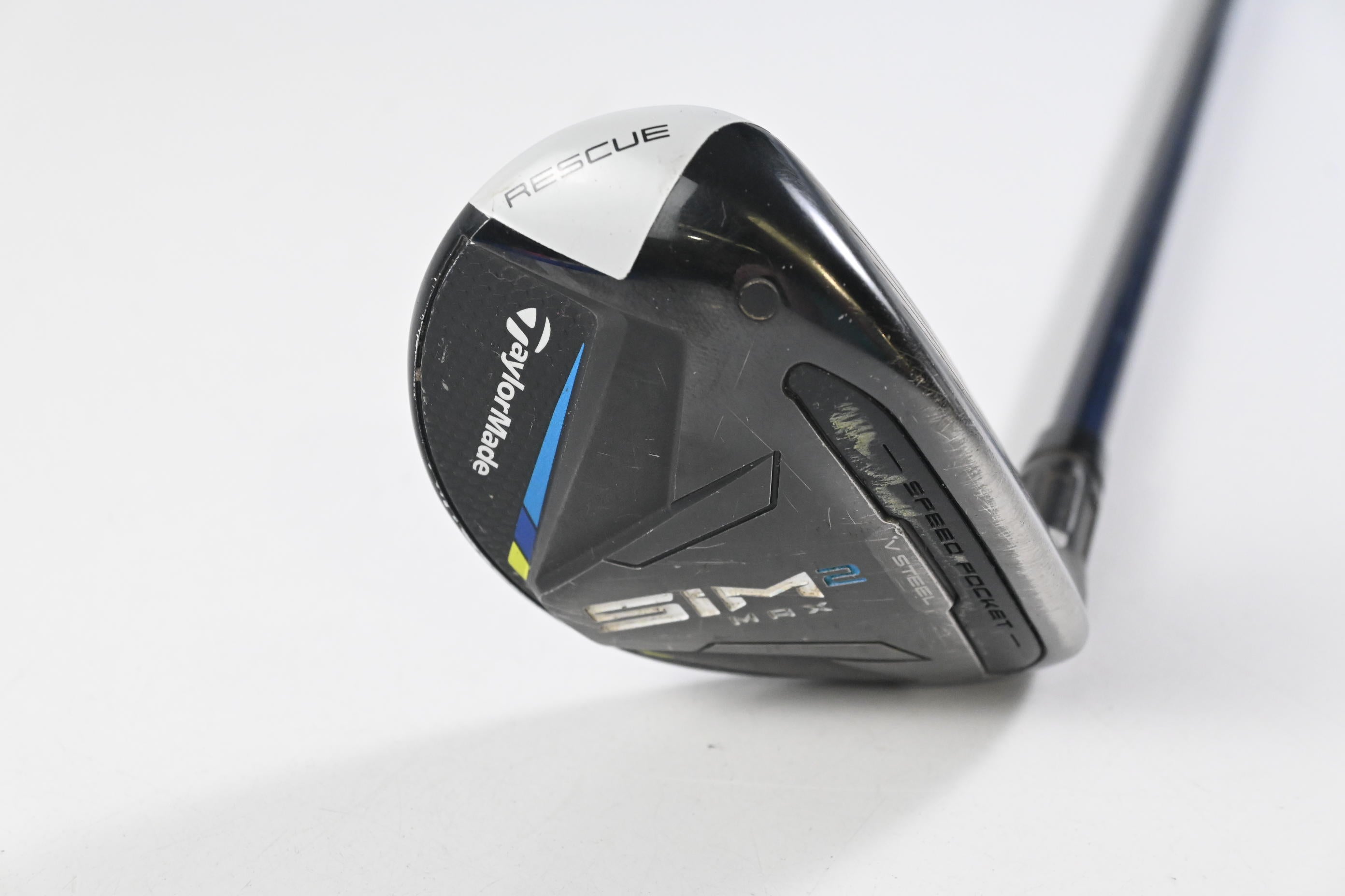 Taylormade SIM2 Max #4 Hybrid / 22 Degree / Regular Flex Fujikura Ventus Blue 6