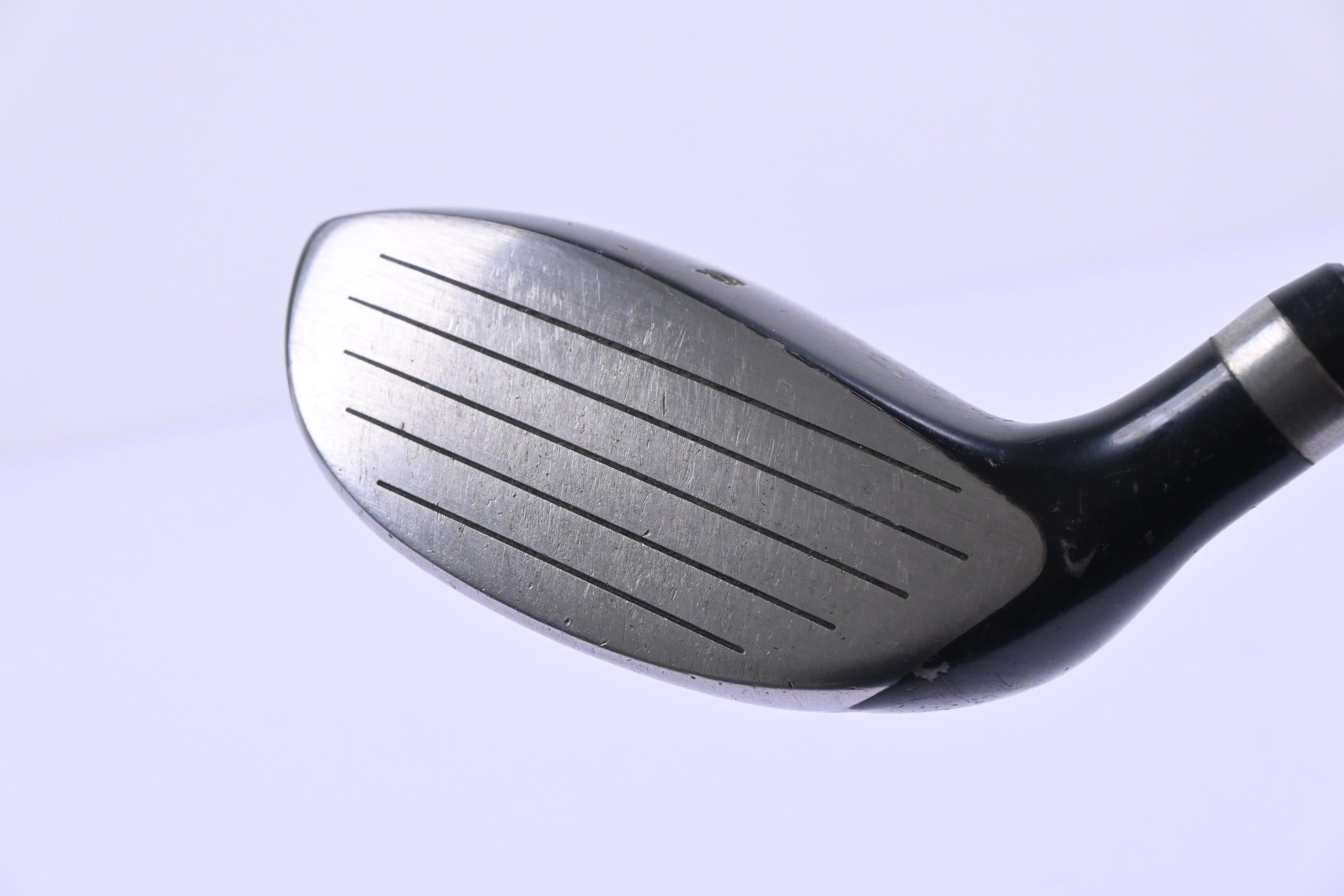 Wilson Deep Red #5 Wood / 18 Degree / Regular Flex Dynamic Gold R300 Shaft