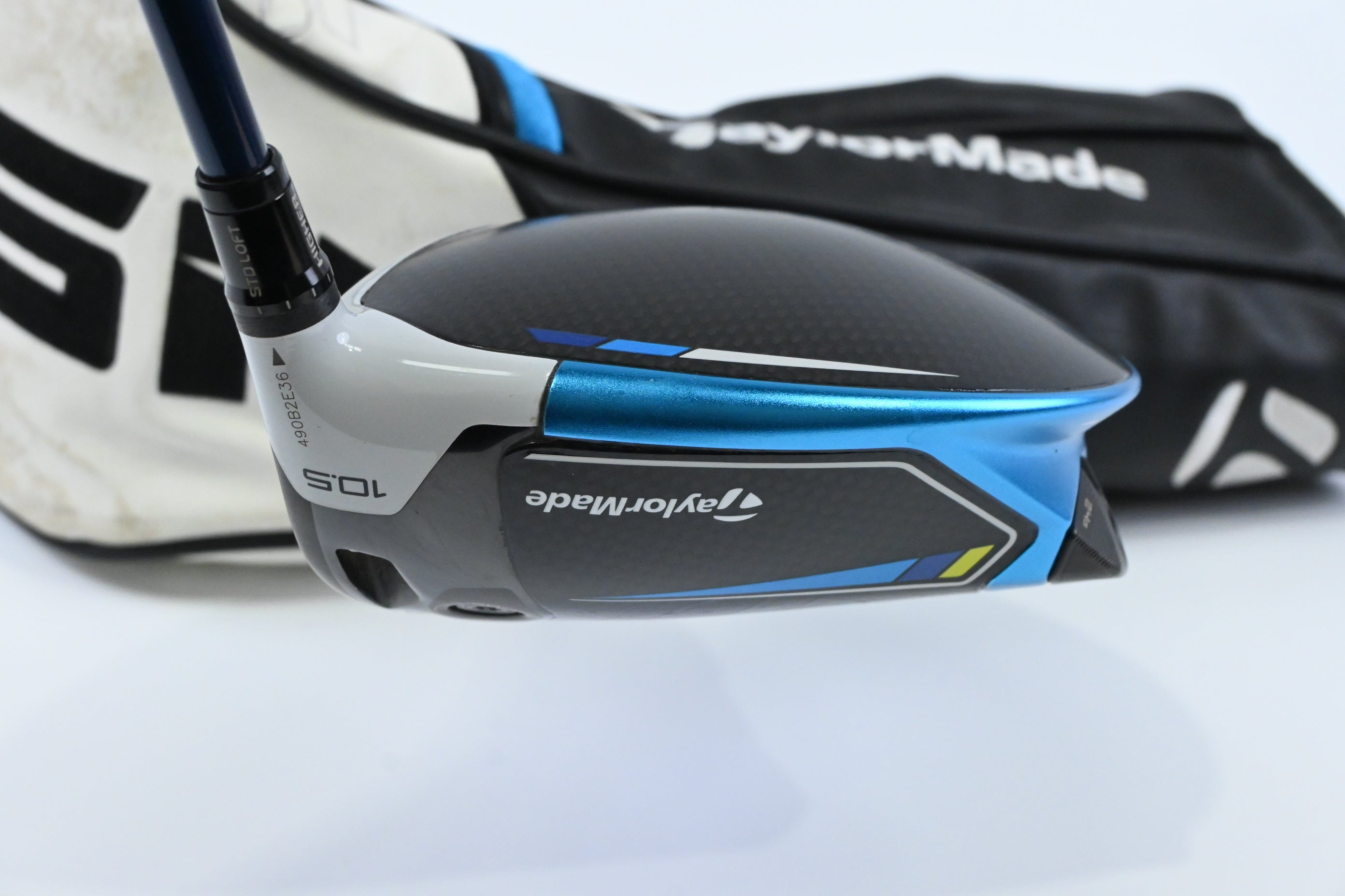 Taylormade SIM2 Max Driver / 10.5 Degree / Stiff Flex Fujikura Ventus Blue 5