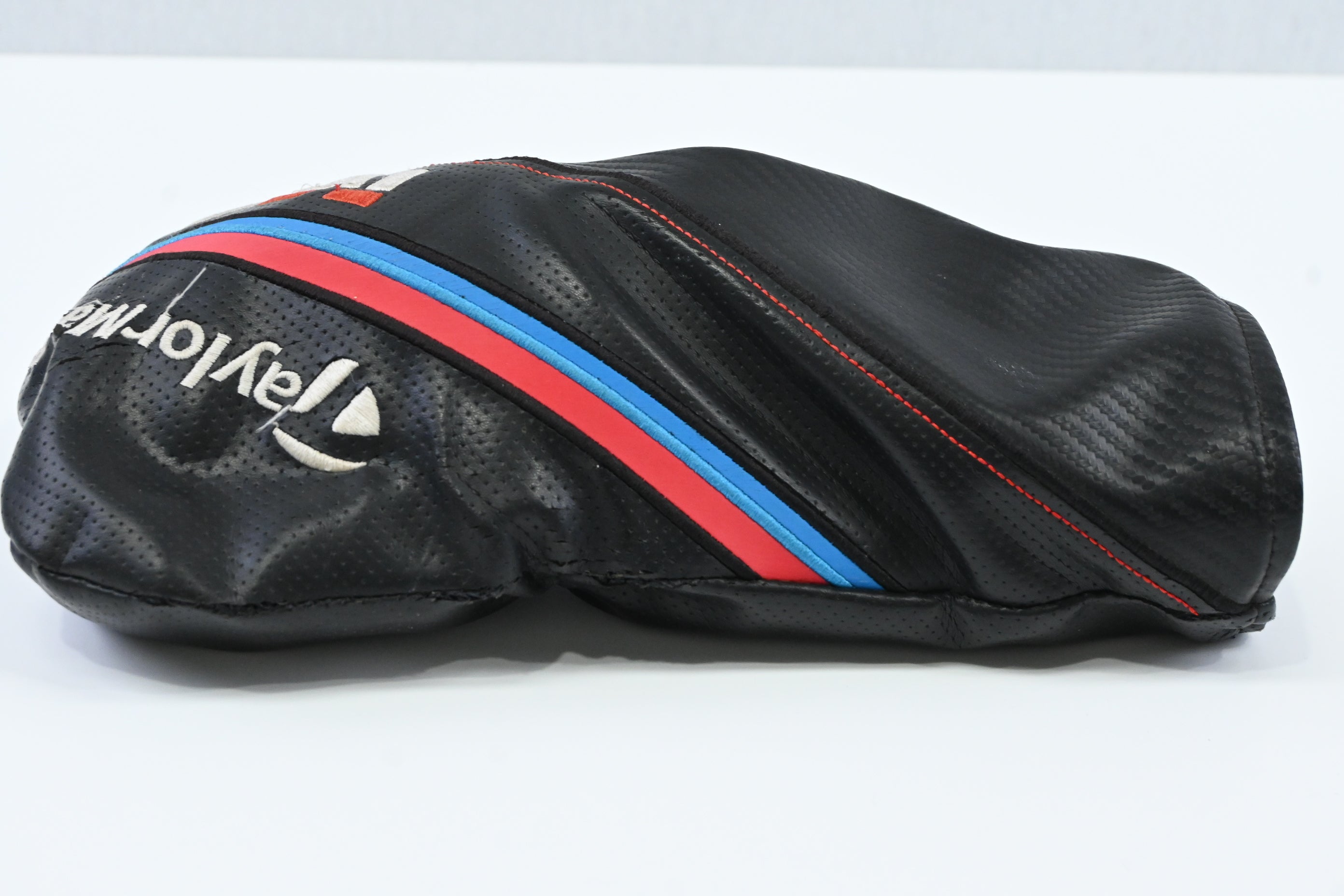 Taylormade M4 Driver / 10.5 Degree / Regular Flex Fujikura Atmos Red 5 Shaft