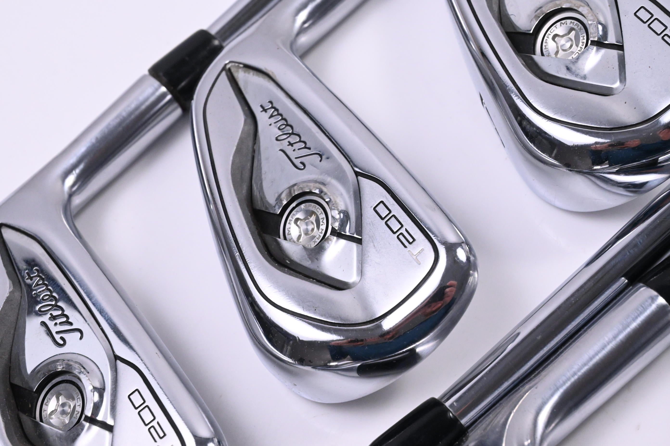 Titleist T200 2019 Irons / 5-PW / Regular Flex Dynamic Gold 105 R300 Shafts