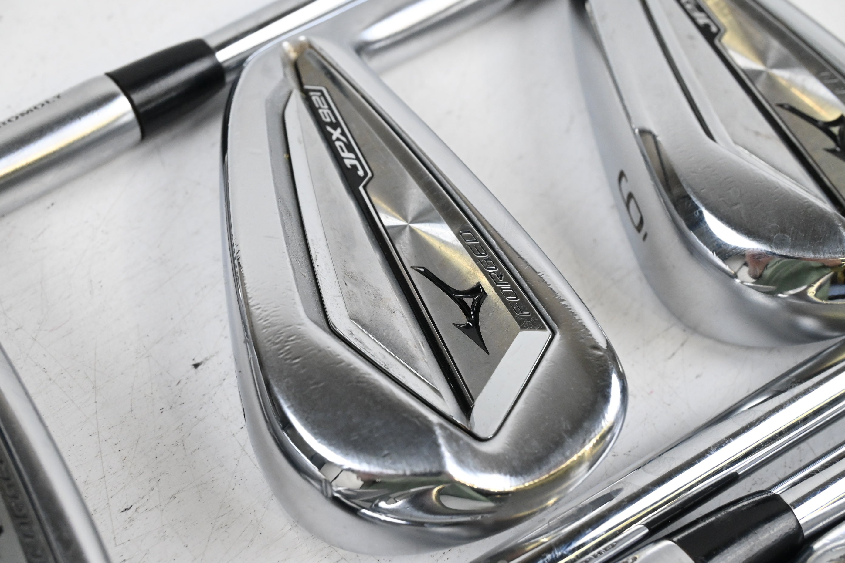 Mizuno JPX 921 Forged Irons / 4-PW / Stiff Flex N.S.Pro Modus3 Tour 120 Shafts