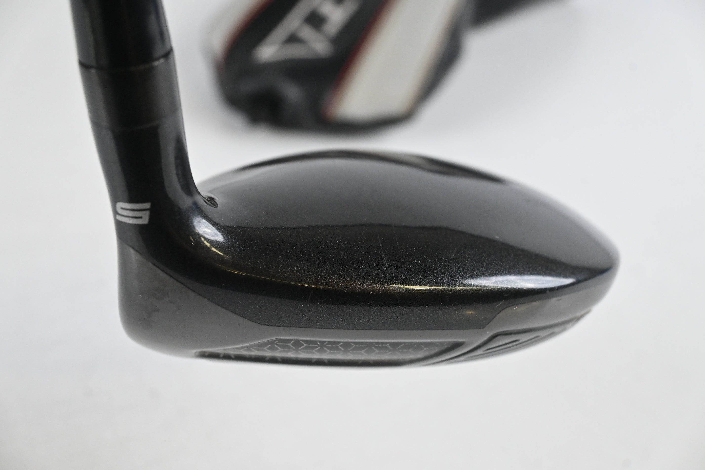 Benross Delta #5 Wood / 18 Degree / Regular Flex Fujikura Atmos Red 5 Shaft