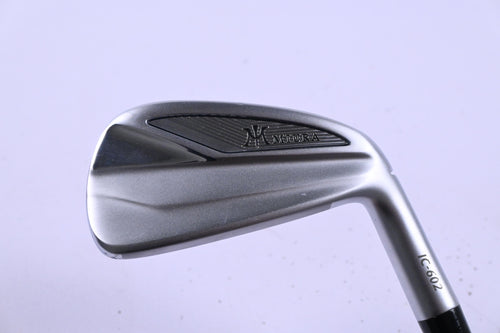 Miura IC-602 #7 Iron / Regular Flex Dynamic Gold Mid 115 R300 Shaft
