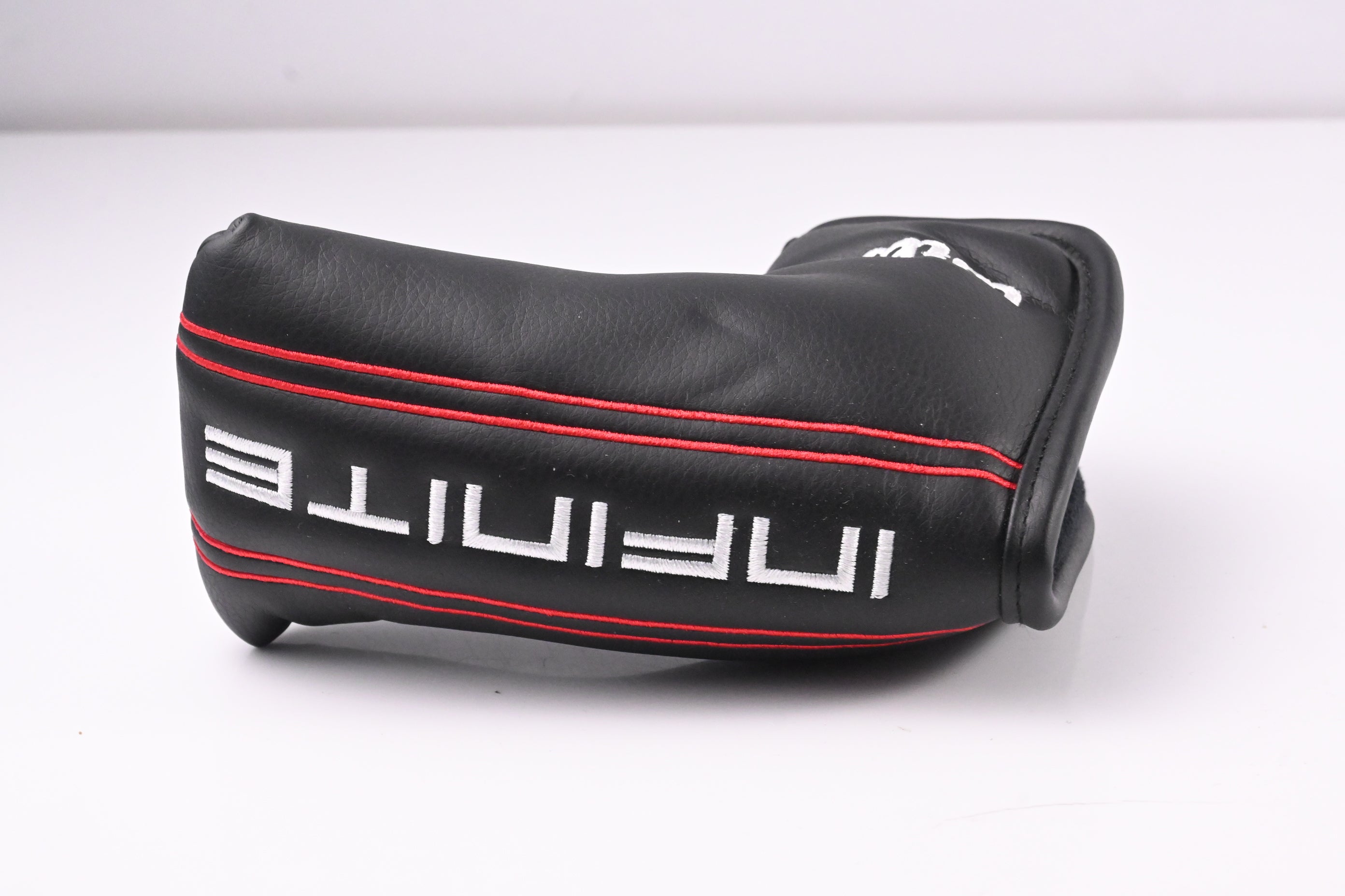 Wilson Infinite 2024 Windy City Putter / 34 Inch