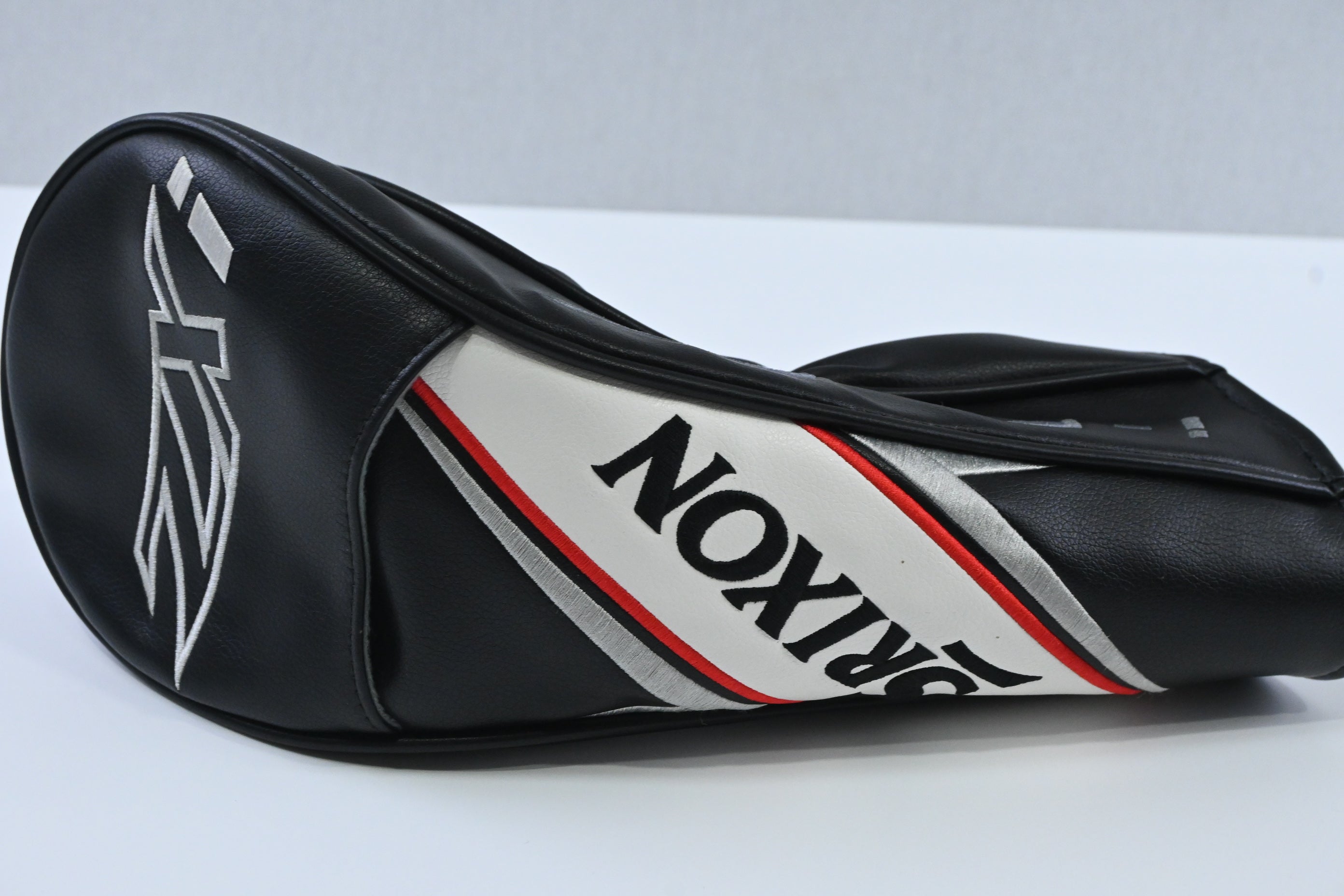 Srixon ZXi Max Driver / 10.5 Degree / Stiff Flex Denali Red 50 Shaft