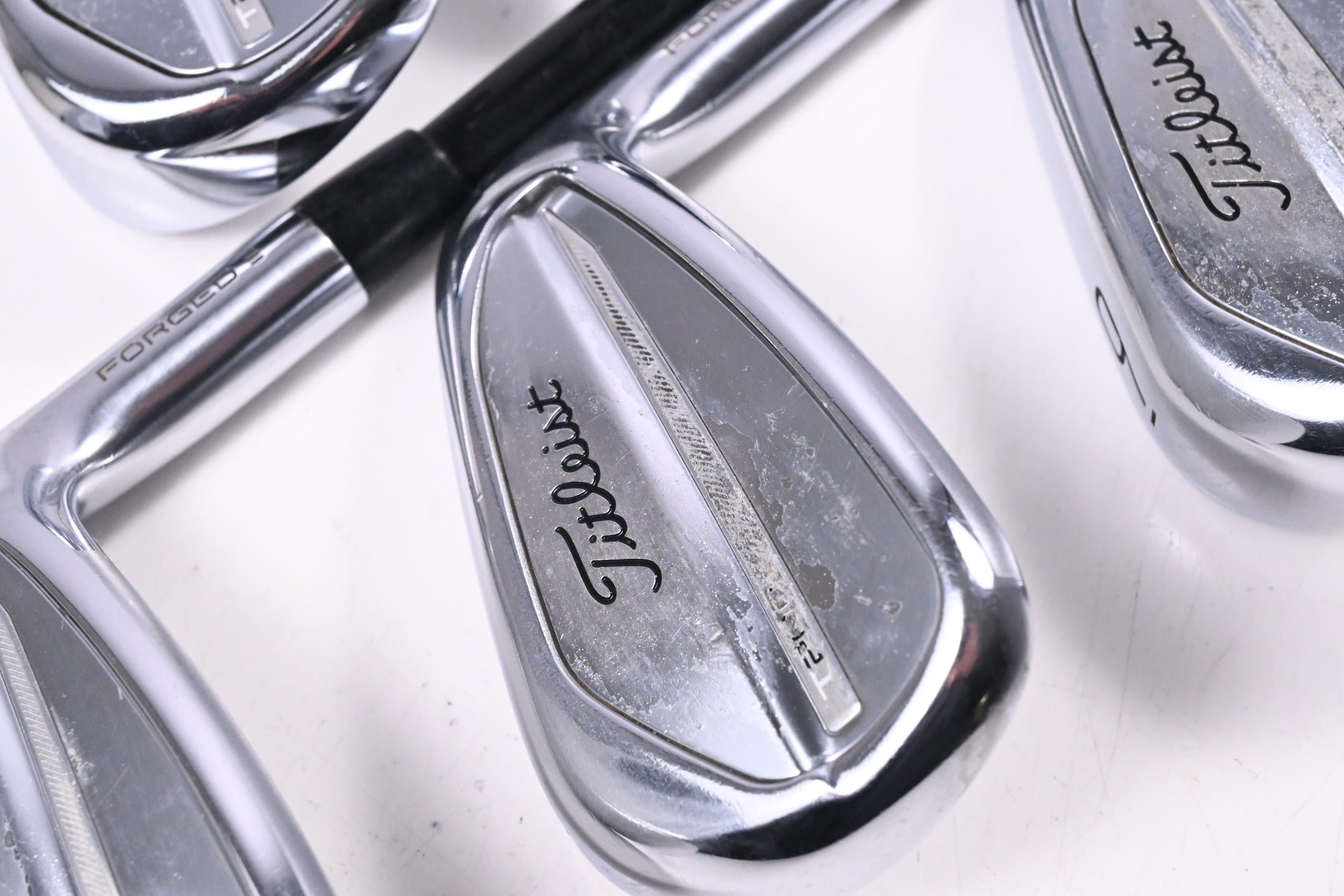 Titleist T200 2023 Irons / 6-PW / Regular Flex Tensei AV Red AM(2) Shafts