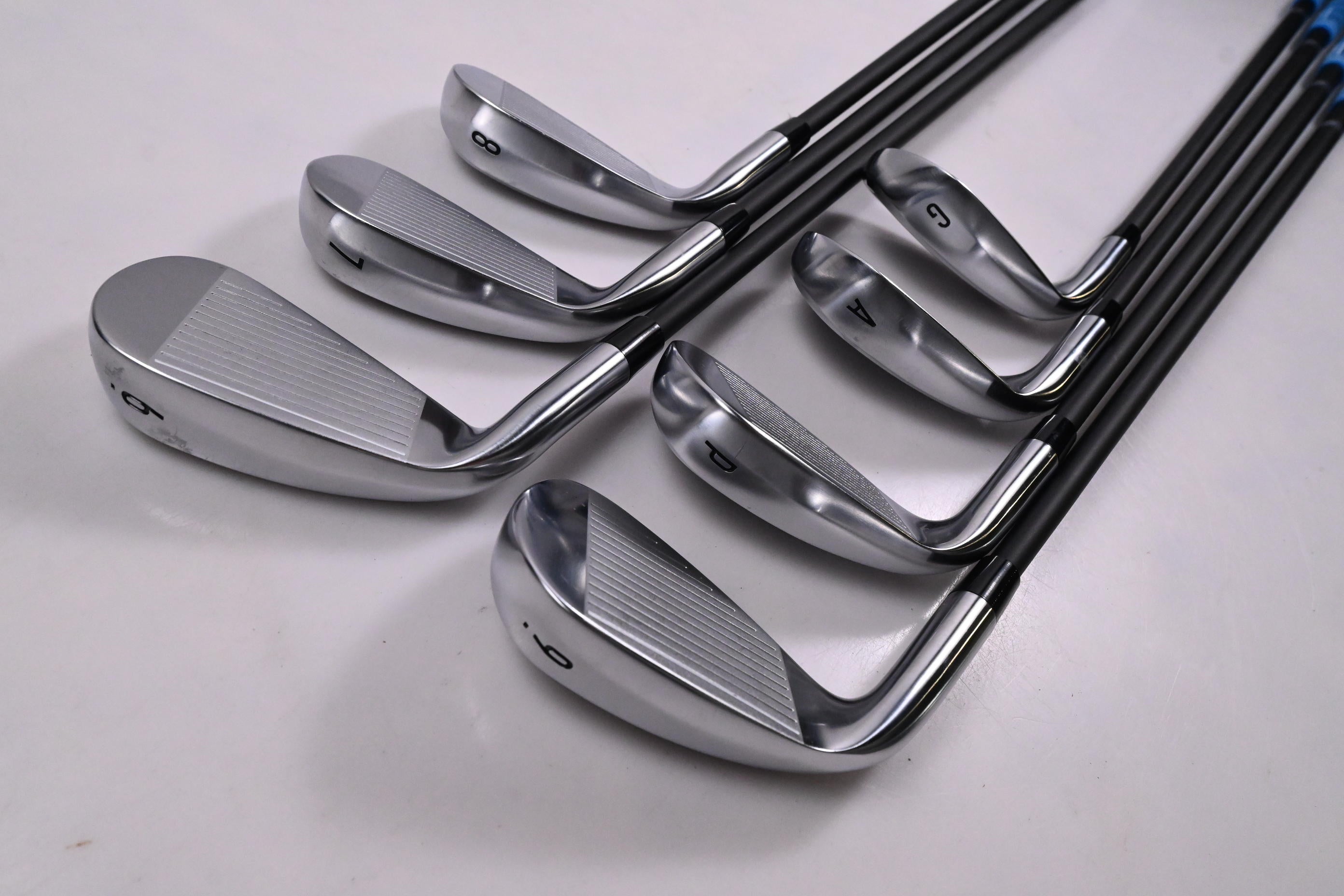 Callaway Quantum Max OS Irons / 6-PW+AW+GW / Stiff Flex Vanquish 5 Shafts