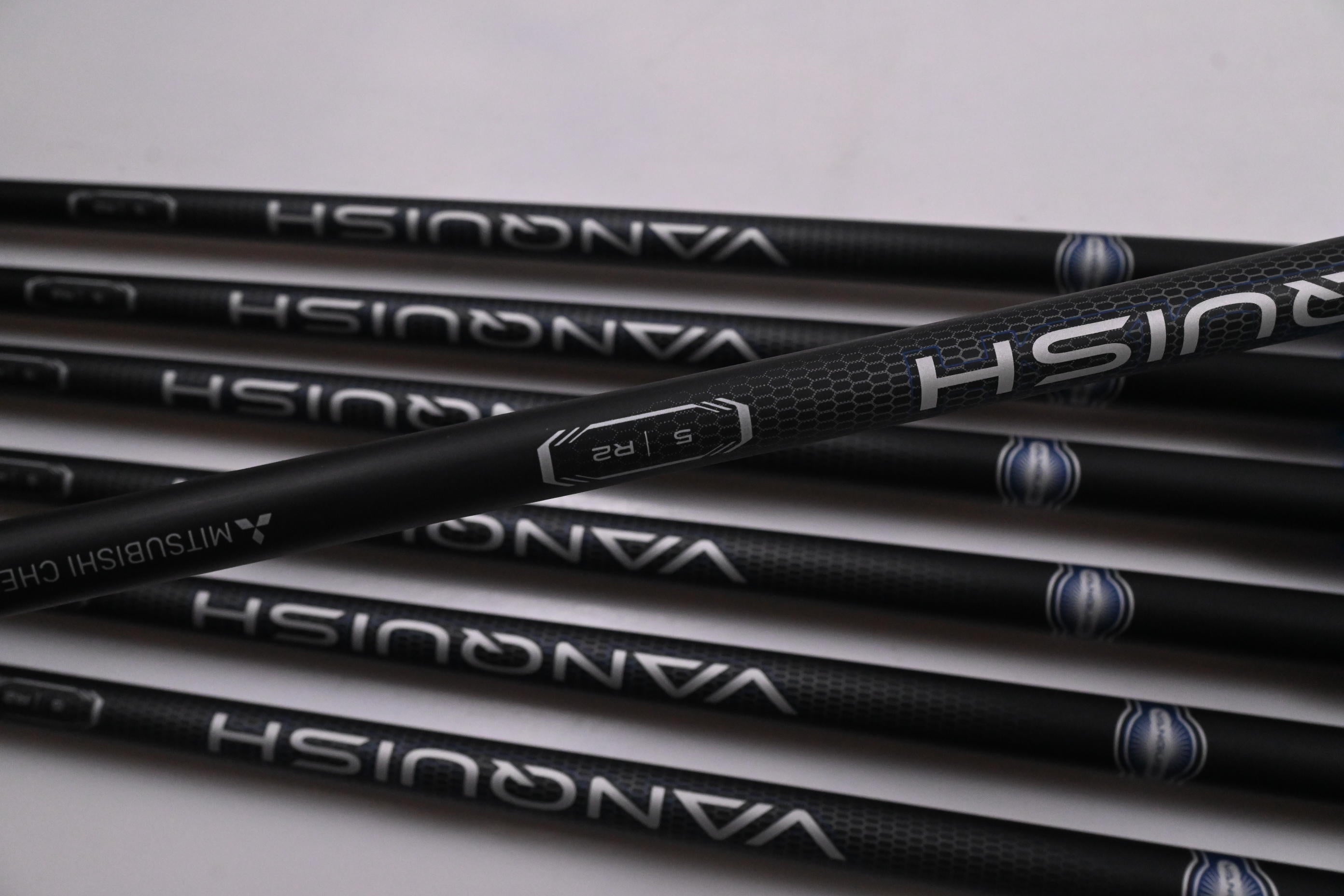 Callaway Quantum Max OS Irons / 6-PW+AW+GW / Stiff Flex Vanquish 5 Shafts