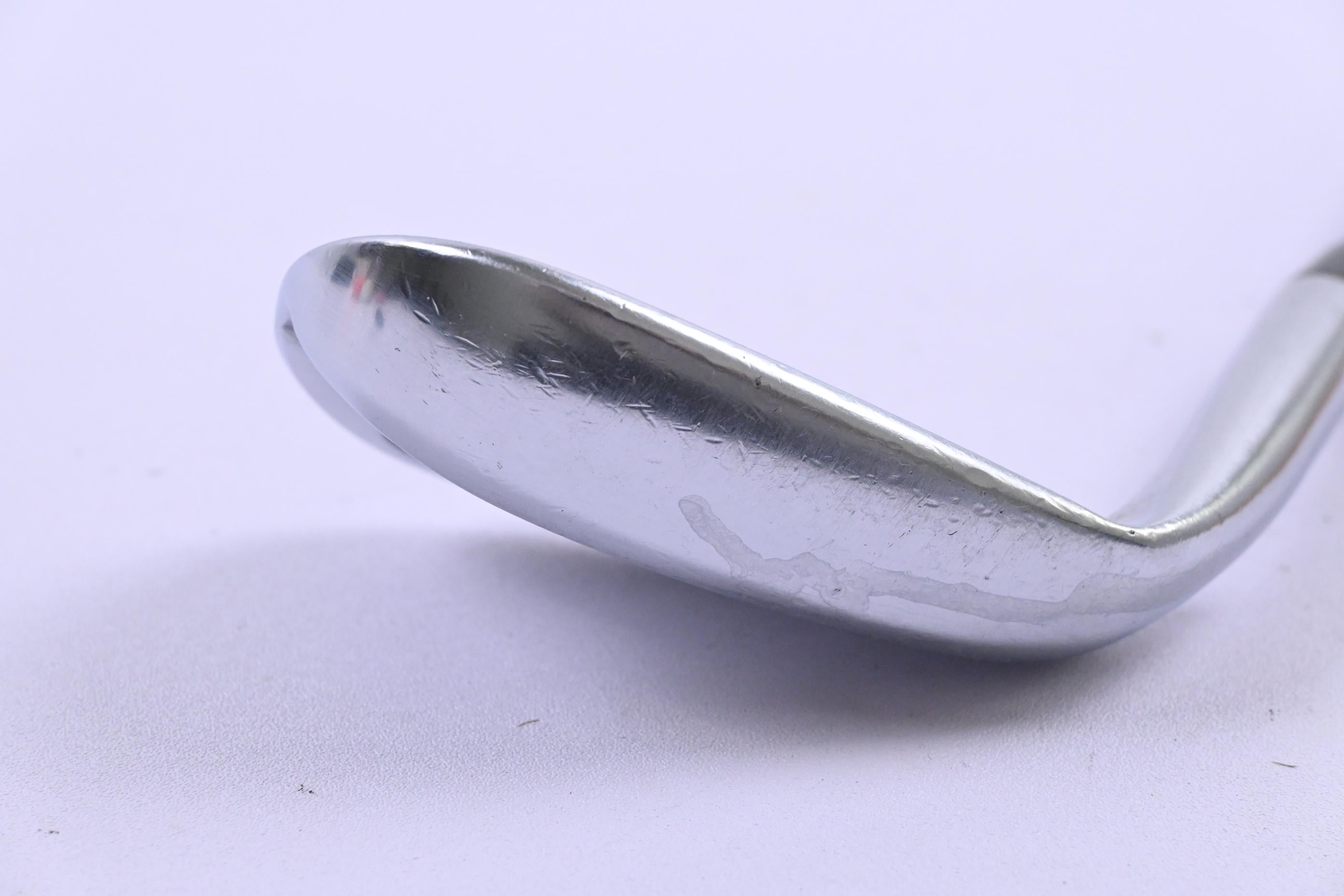 Mizuno S18 Gap Wedge / 52 Degree / Regular Flex Dynamic Gold 105 R300 Shaft