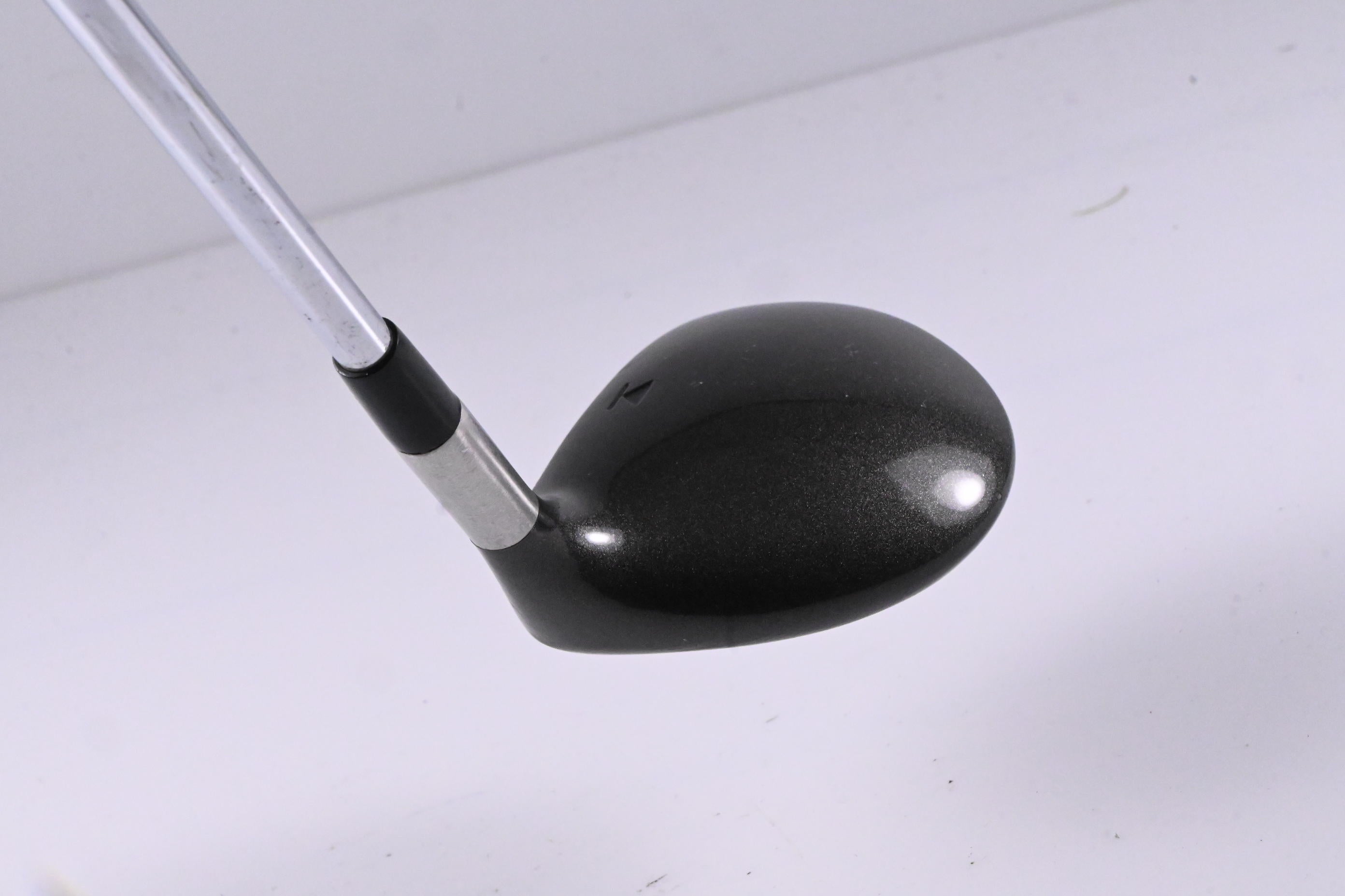 Titleist 975 F #3 Wood / 13.5 Degree / Regular Flex Dynamic Gold R300 Shaft