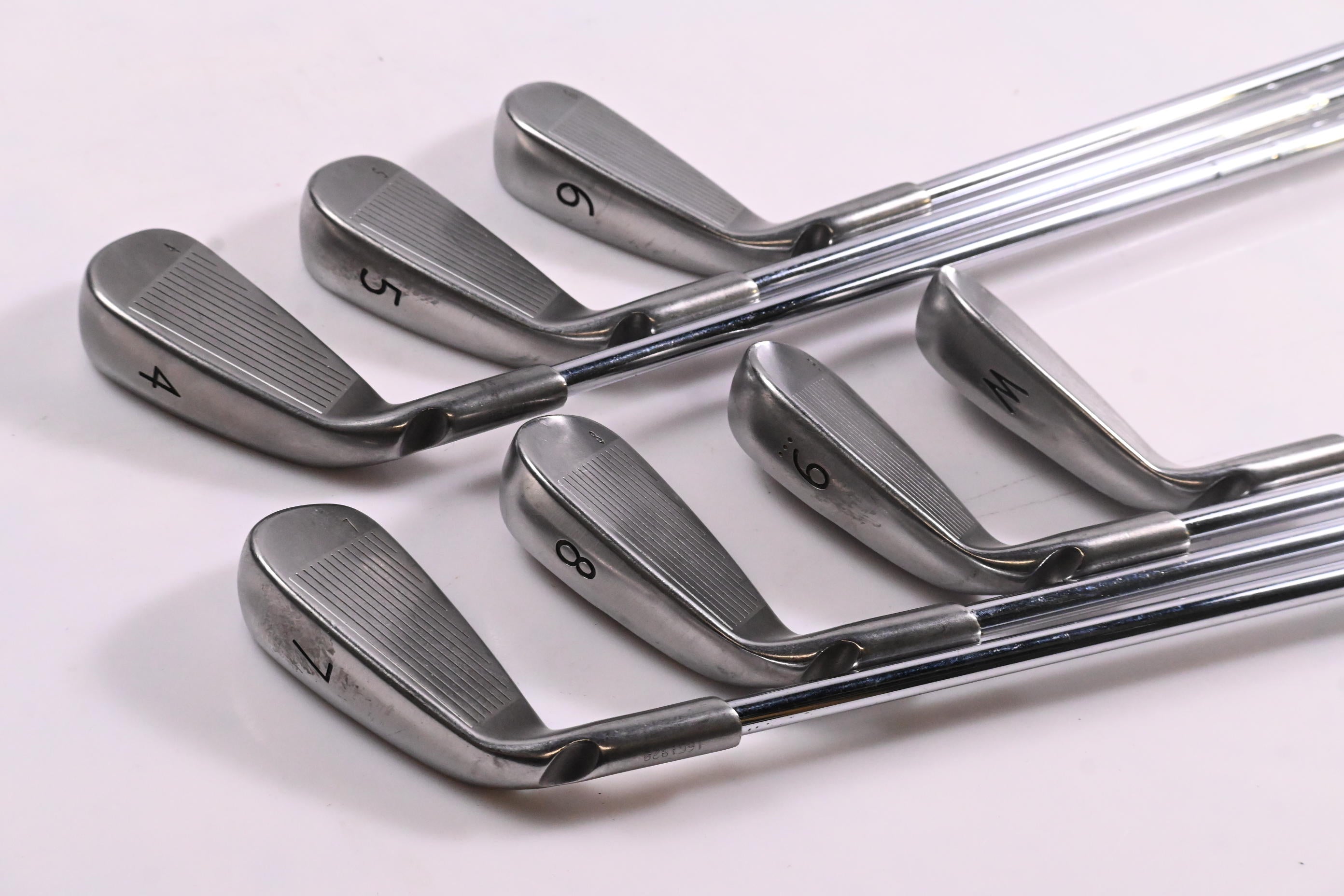 Ping G30 Irons / 4-PW / Gold Dot / Regular Flex Ping CFS Shafts