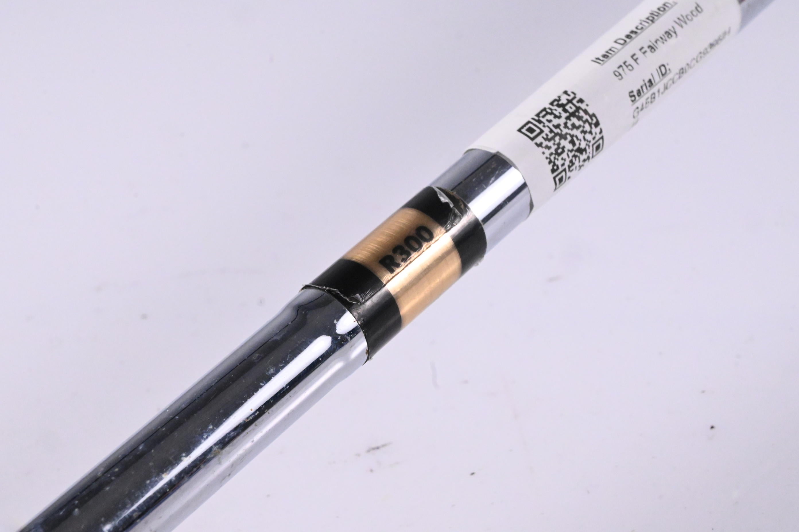 Titleist 975 F #3 Wood / 13.5 Degree / Regular Flex Dynamic Gold R300 Shaft