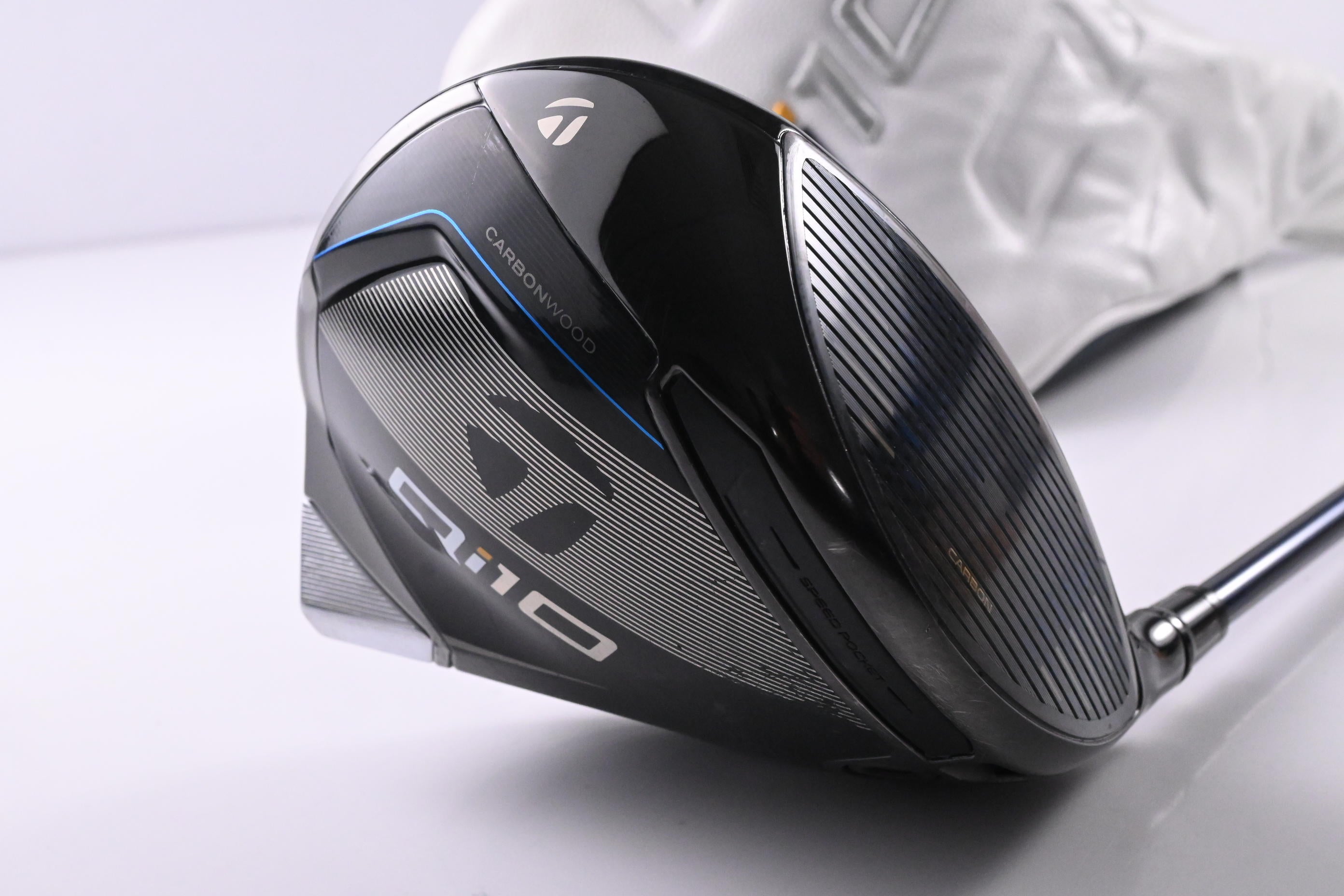 Taylormade Qi10 Driver / 9 Degree / Regular Flex Fujikura Ventus Blue 5 Shaft