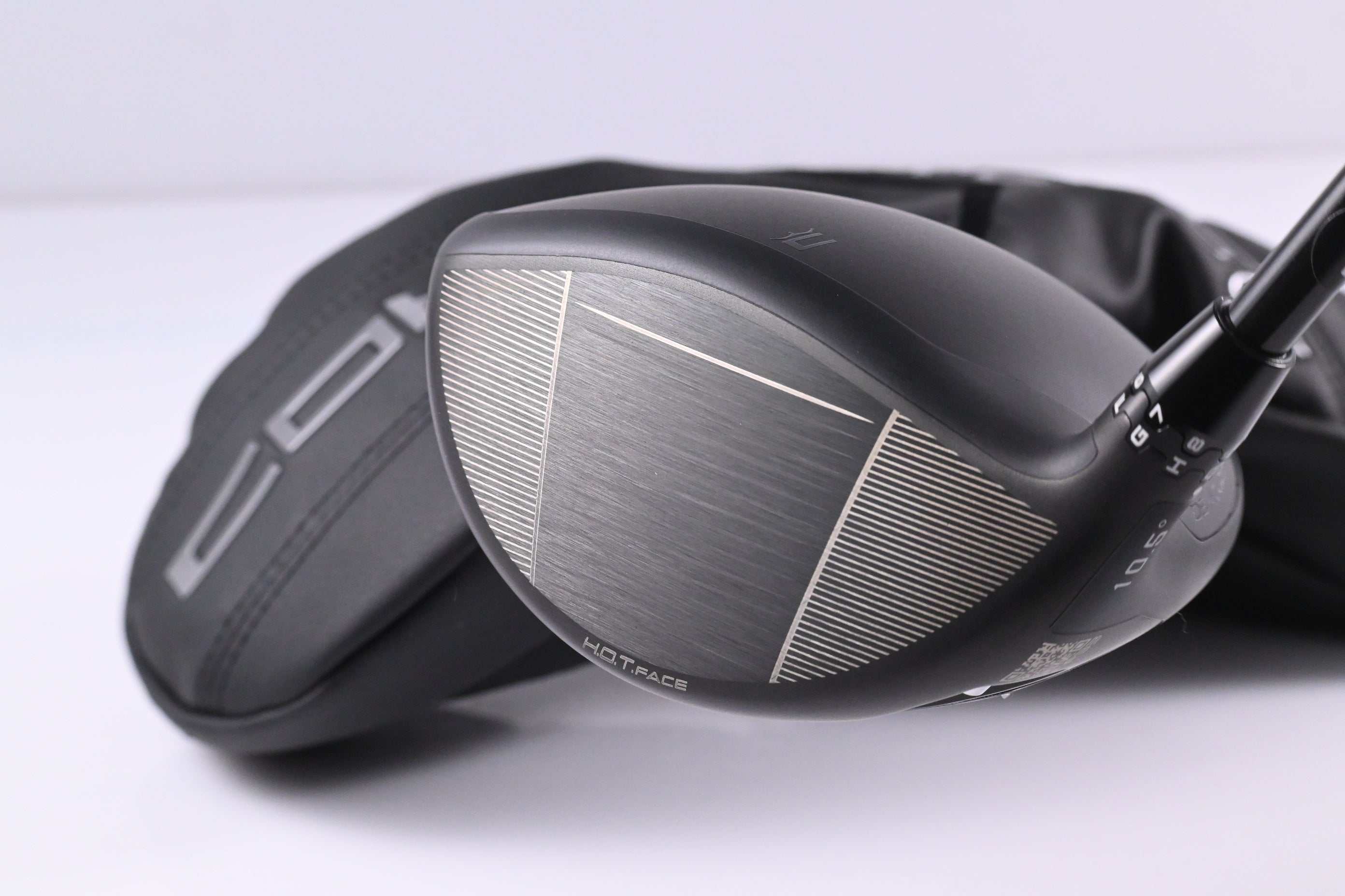Cobra DS-Adapt X Driver / 10.5 Degree / Stiff Flex Project X Denali Black 60