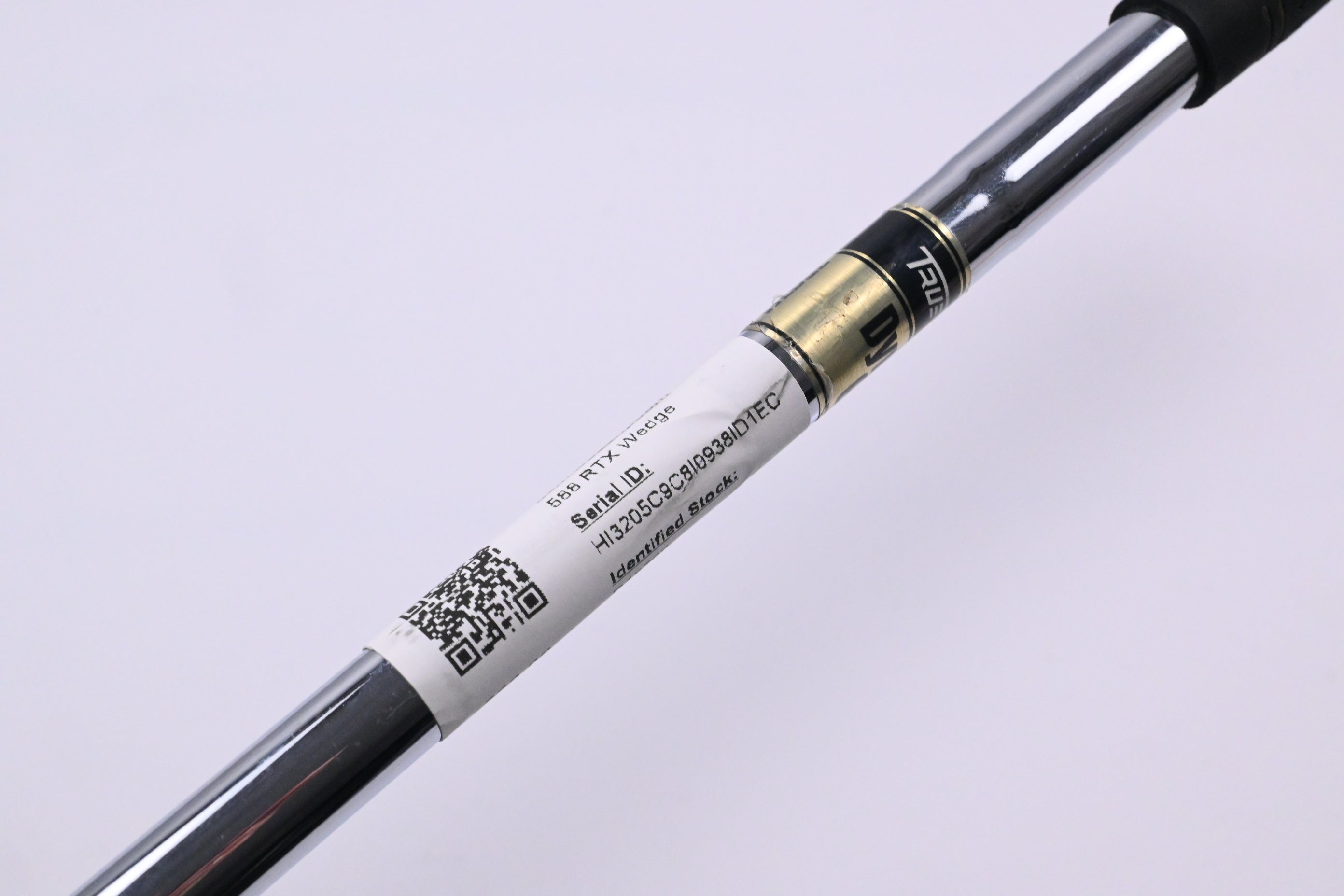 Cleveland 588 RTX Gap Wedge / 52 Degree / Wedge Flex Dynamic Gold Shaft