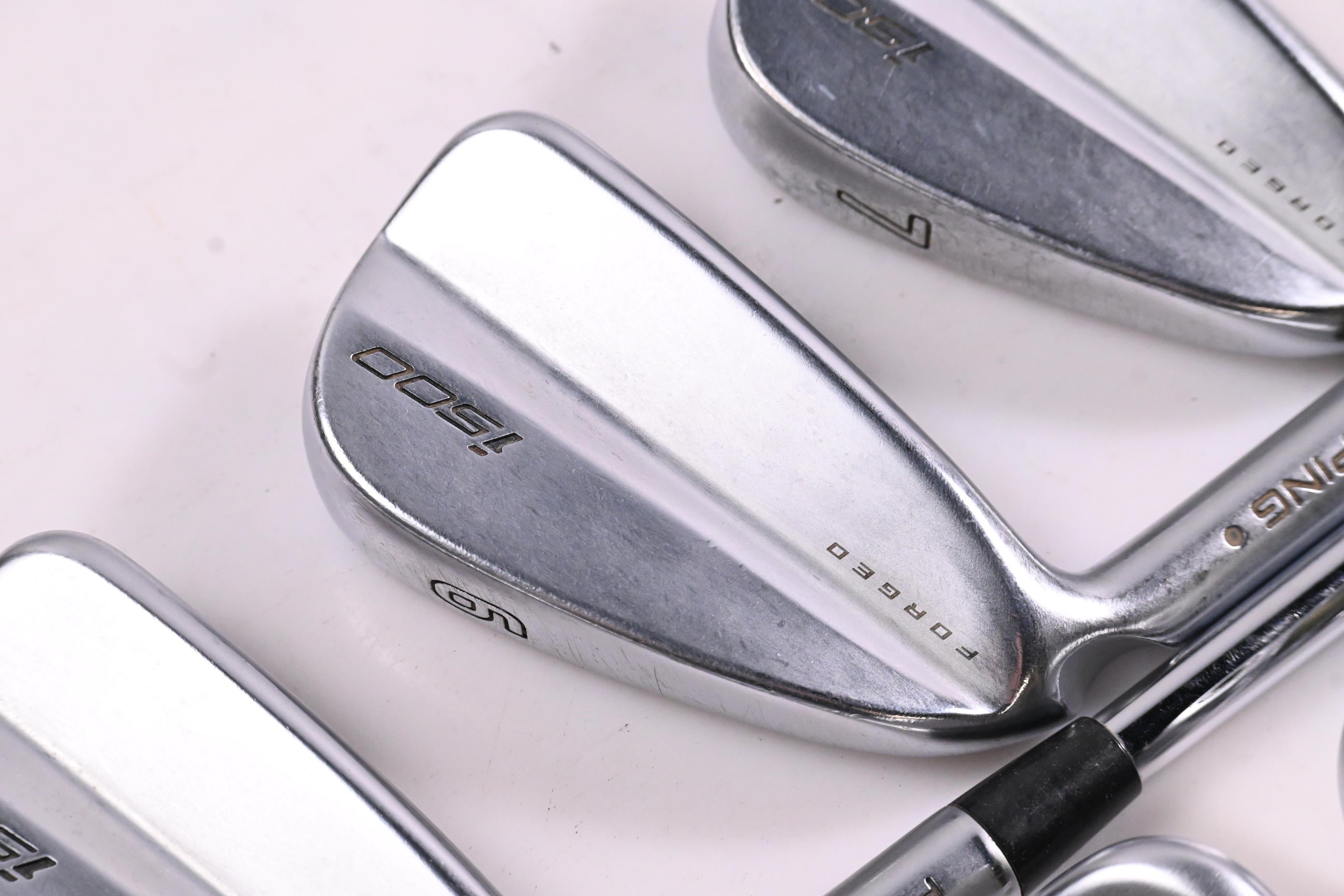 Left Hand Ping i500 Irons / 5-PW+GW / Blue Dot / Stiff Flex Dynamic Gold 120
