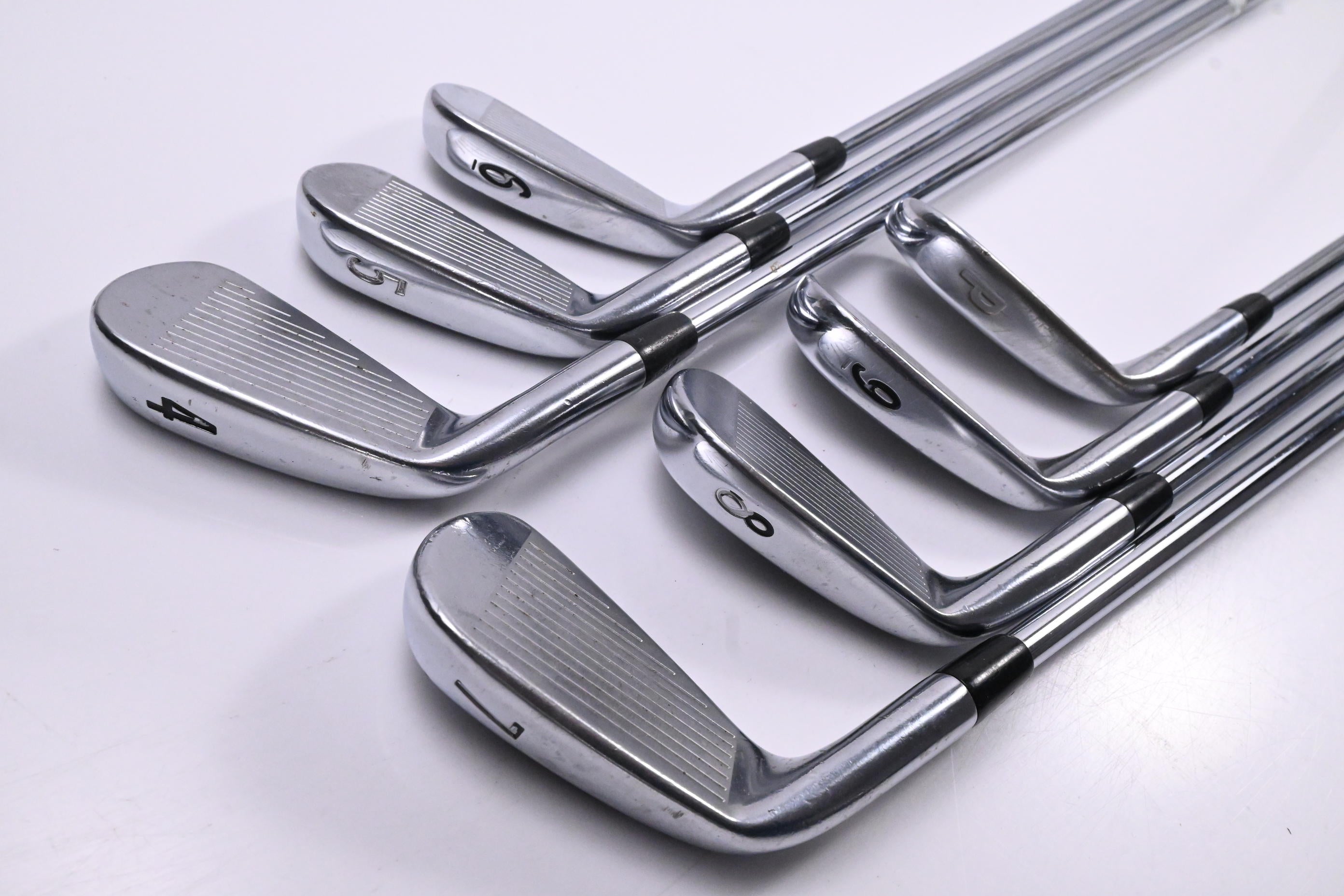 Titleist 714 AP2 Irons / 4-PW / Stiff Flex Project X Rifle Shafts