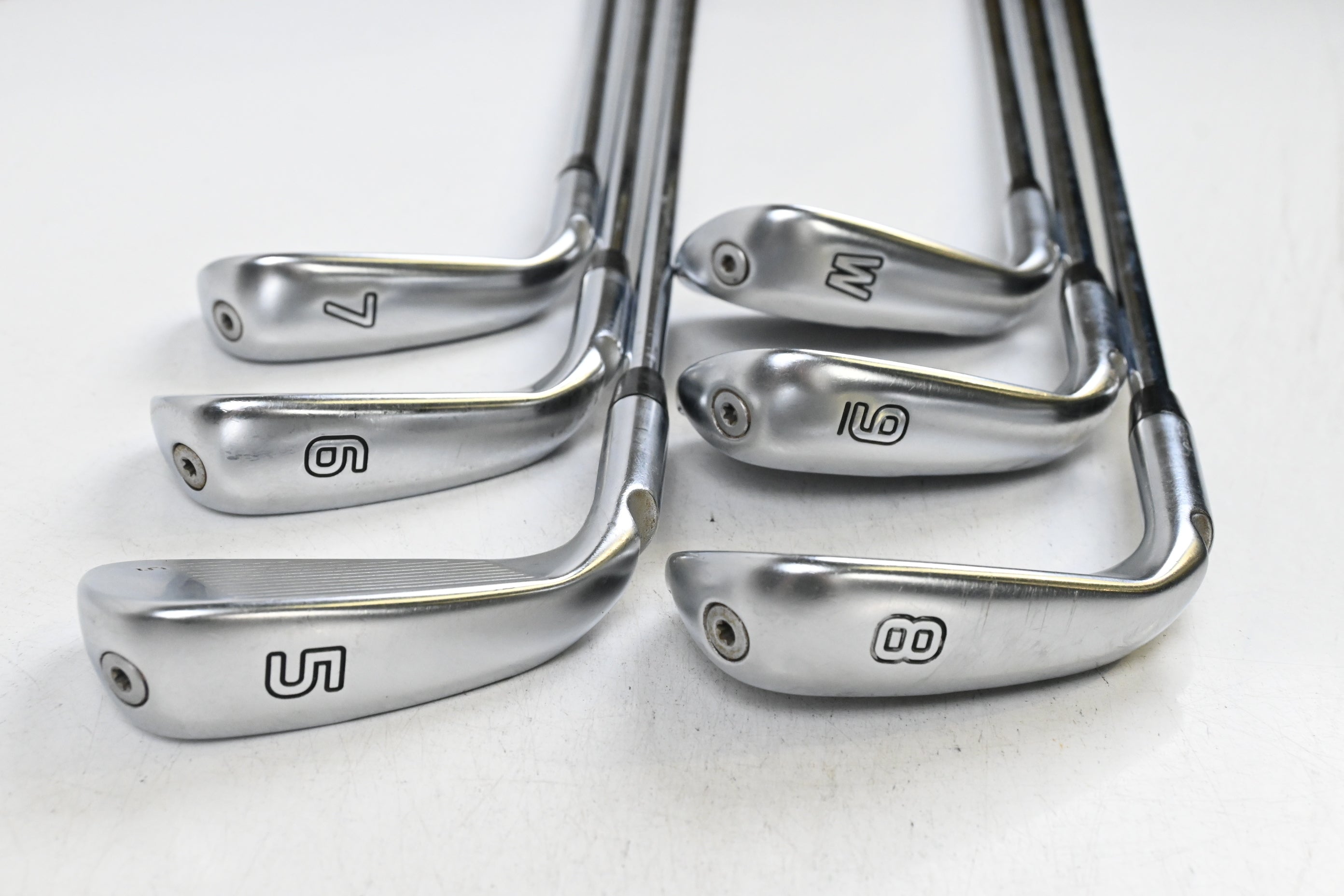 Ping G425 Irons / 5-PW / Black Dot / Regular Flex Ping AWT 2.0 Shafts