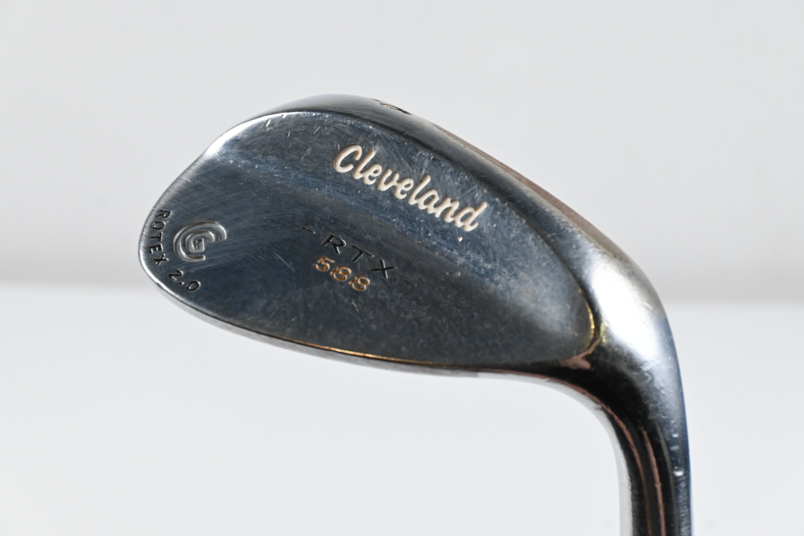 Cleveland 588 RTX Sand Wedge / 56 Degree / Wedge Flex Dynamic Gold Shaft