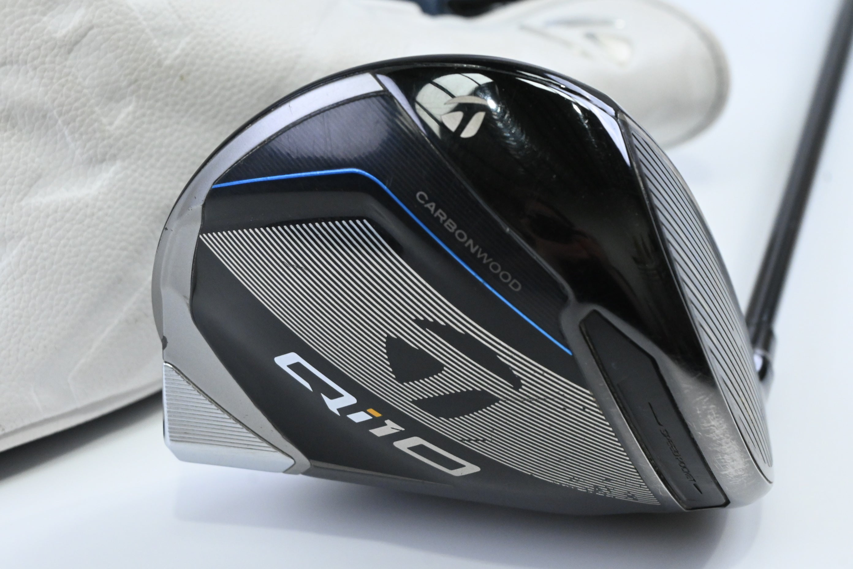 Taylormade Qi10 Driver / 10.5 Degree / Stiff Flex HZRDUS Gen4 Black 60 Shaft
