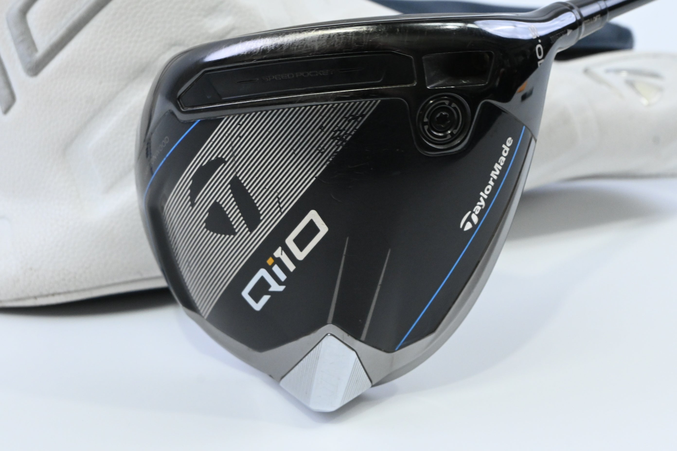 Taylormade Qi10 Driver / 10.5 Degree / Stiff Flex HZRDUS Gen4 Black 60 Shaft