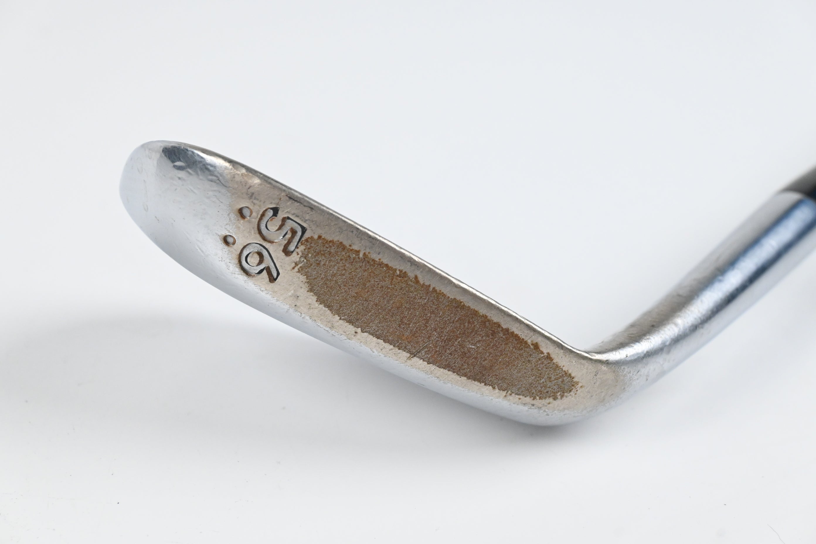 Cleveland 588 RTX Sand Wedge / 56 Degree / Wedge Flex Dynamic Gold Shaft