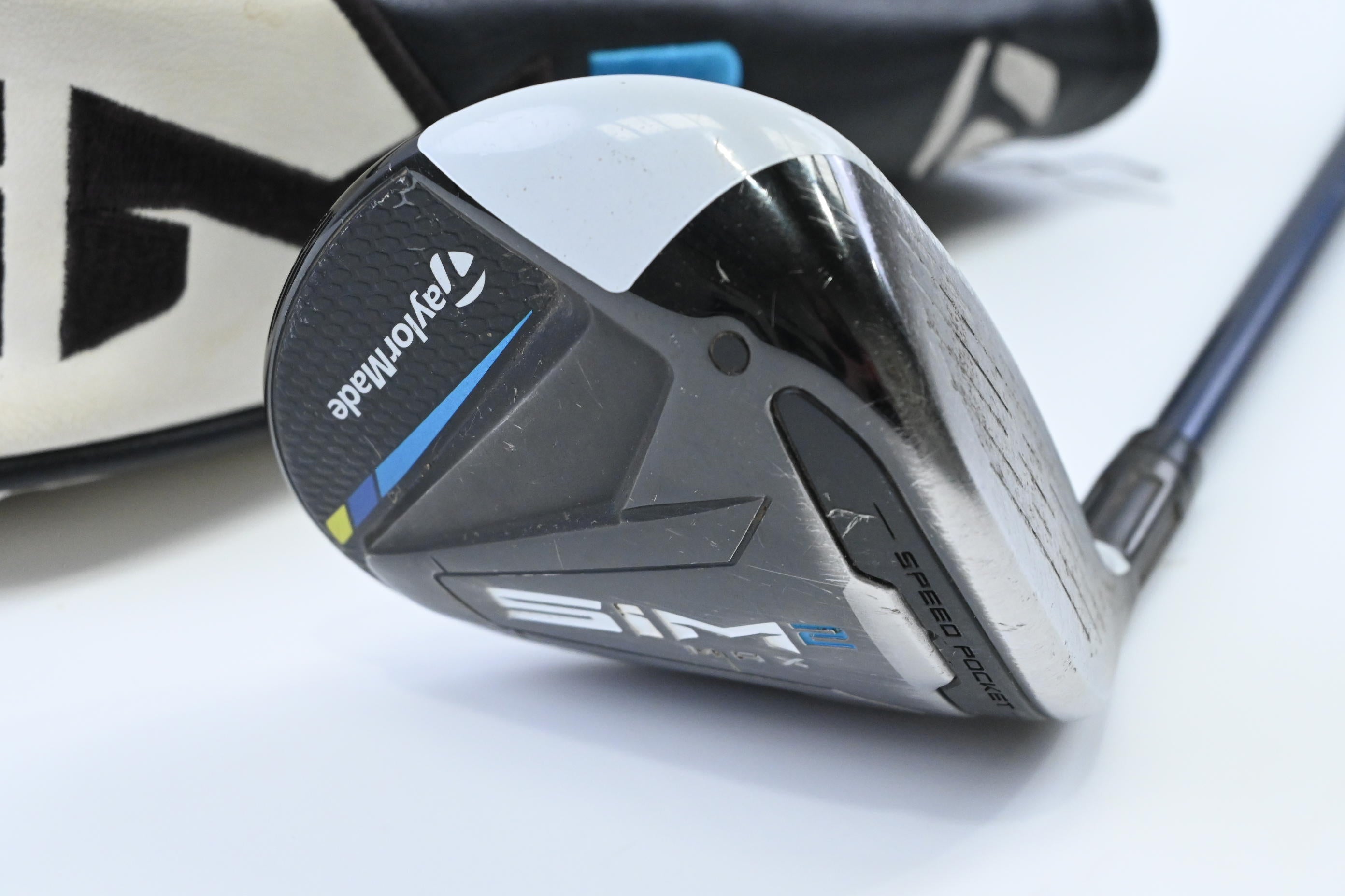 Taylormade SIM2 Max #5 Wood / 18 Degree / Regular Flex Fujikura Ventus Blue 5