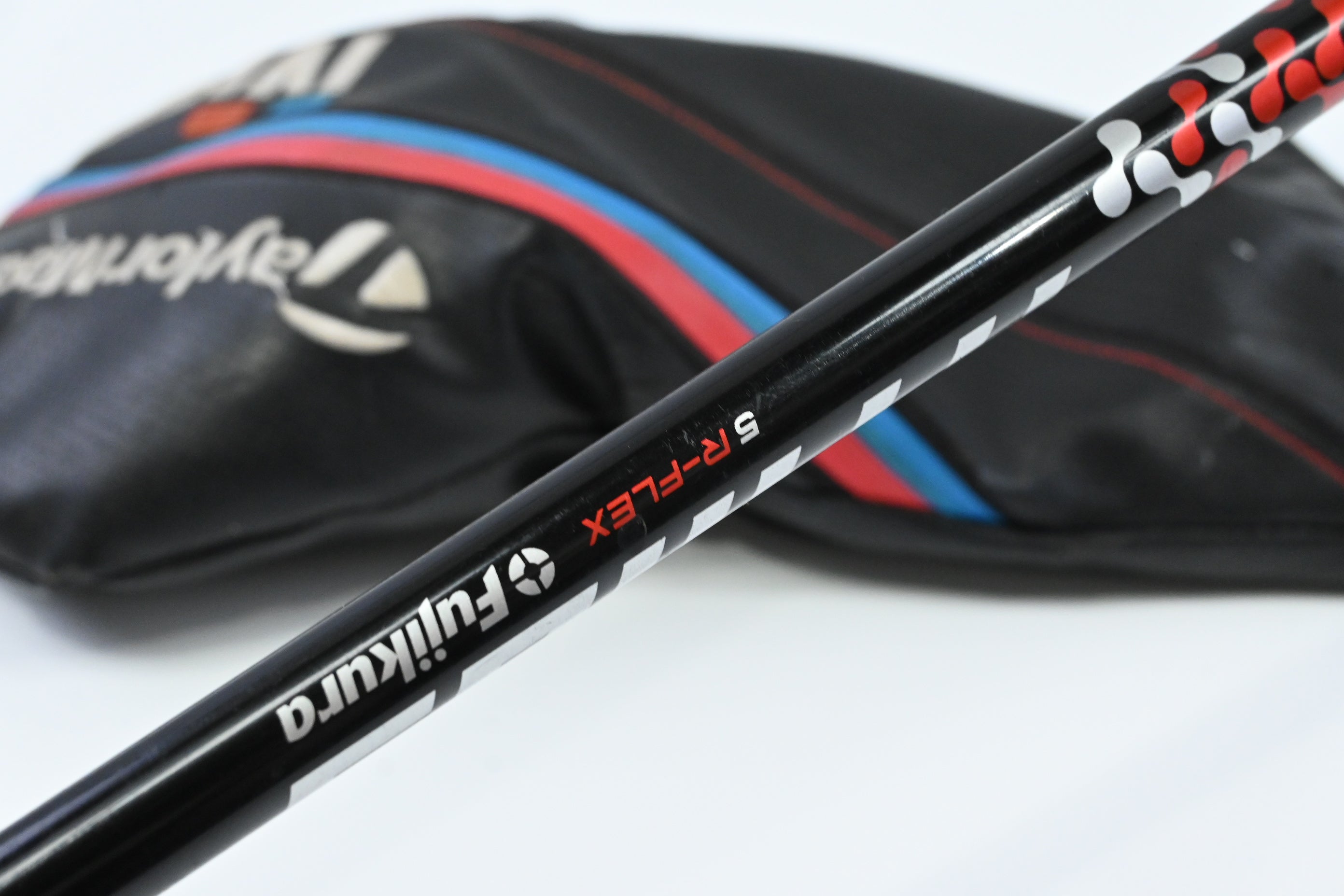 Taylormade M4 Driver / 10.5 Degree / Regular Flex Fujikura Atmos Red 5 Shaft