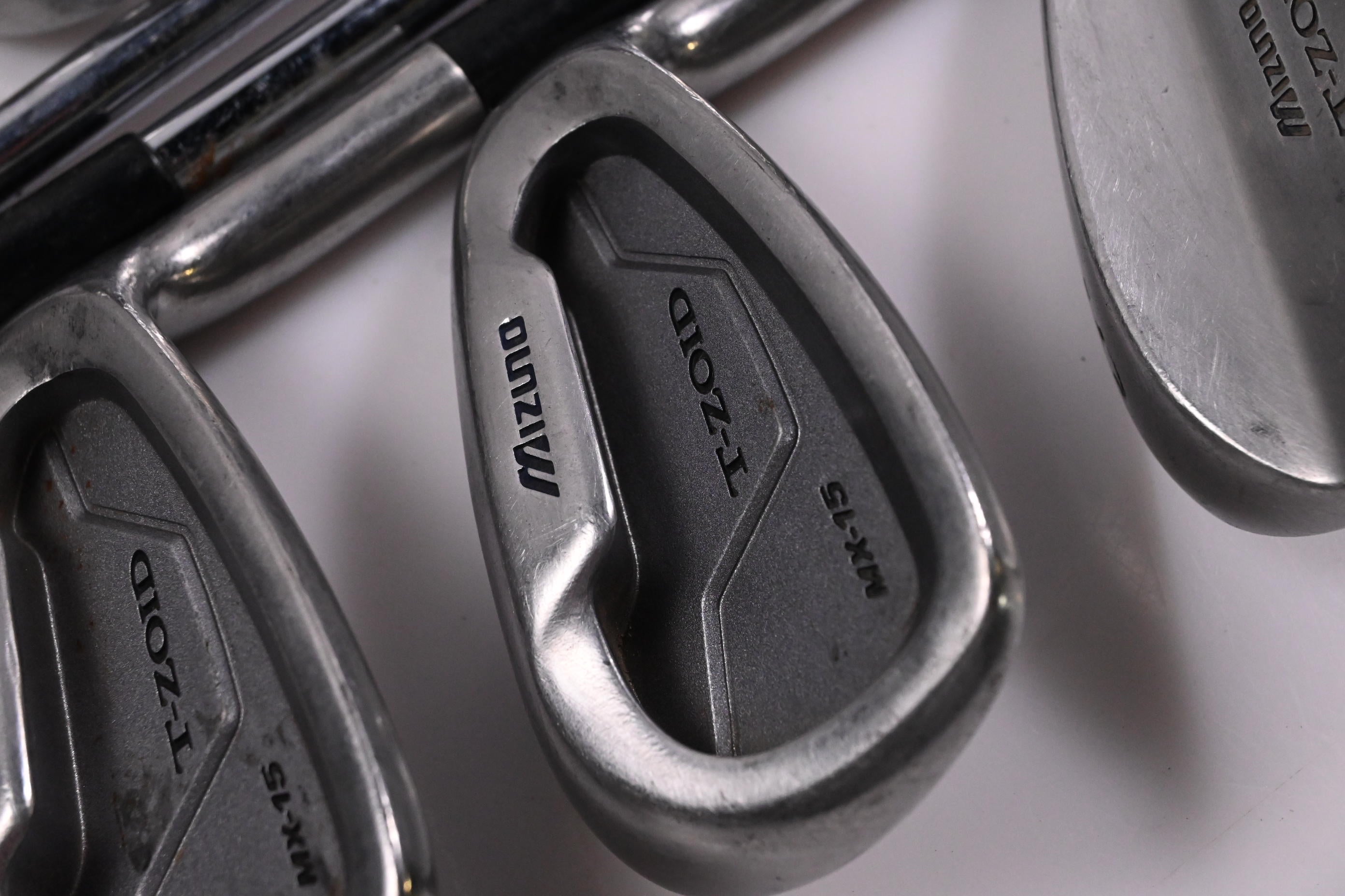 Mizuno MX-15 Irons / 3-PW+SW / Regular Flex True Temper Release Shafts