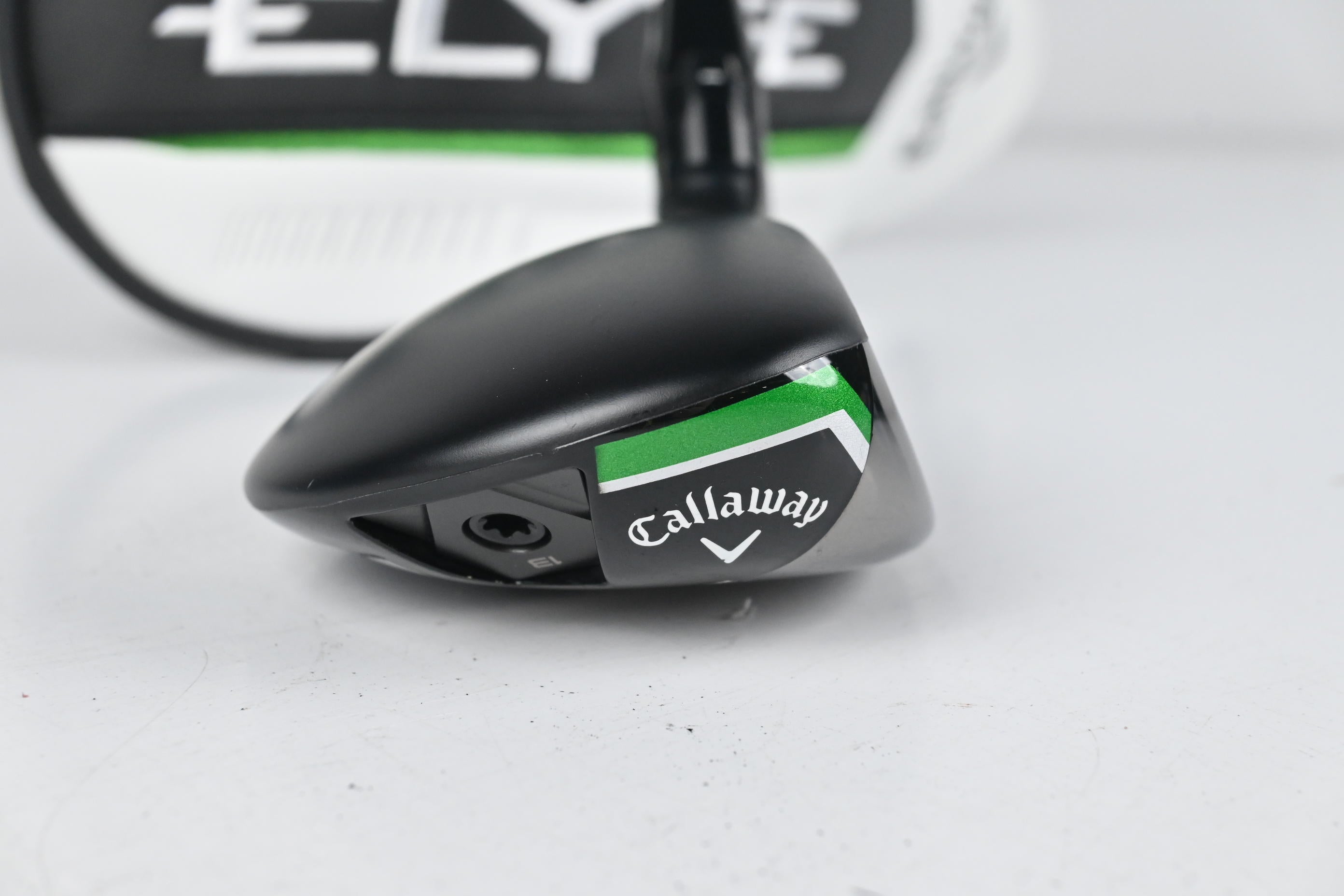Callaway Elyte #4 Hybrid / 22 Degree / Regular Flex Denali Charcoal 60 Shaft