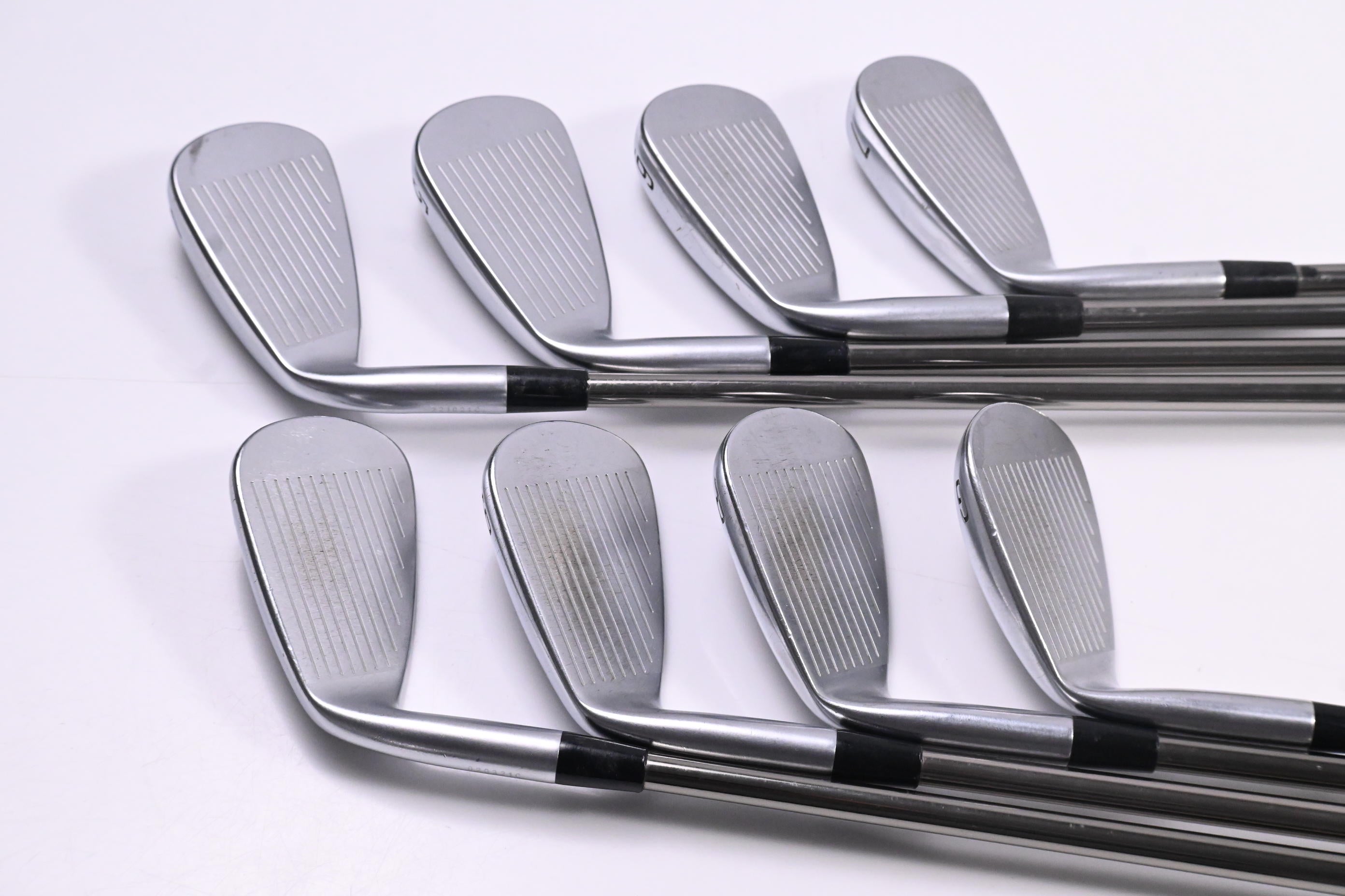 Mizuno JPX 921 Hot Metal Irons / 4-PW+GW / Regular Flex UST Recoil ESX460 Shafts