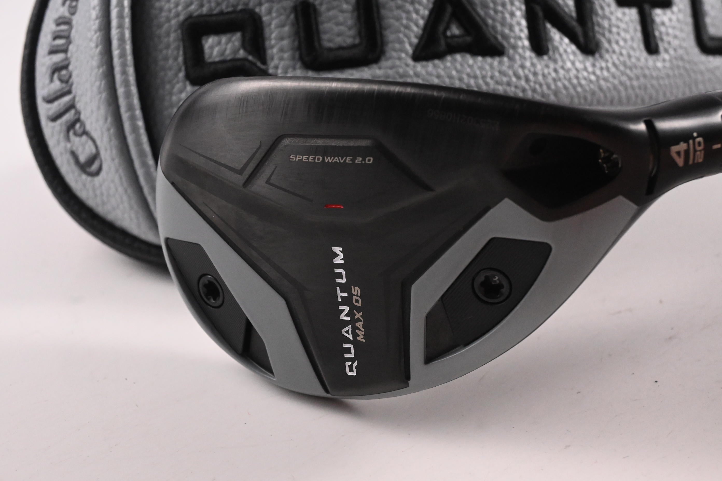 Callaway Quantum Max OS #4 Hybrid / 20 Degree / Stiff Flex Denali Frost 70 Shaft