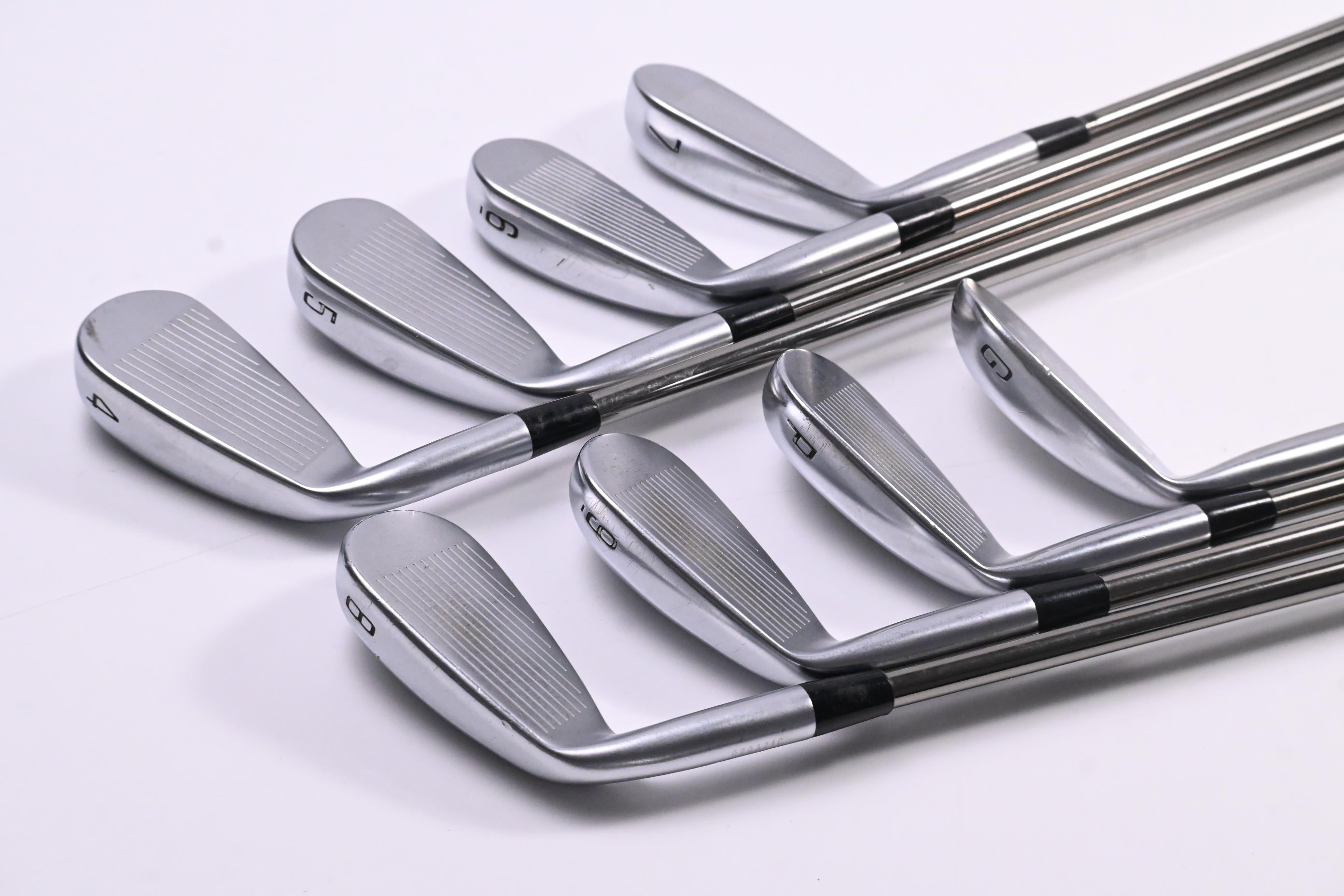 Mizuno JPX 921 Hot Metal Irons / 4-PW+GW / Regular Flex UST Recoil ESX460 Shafts